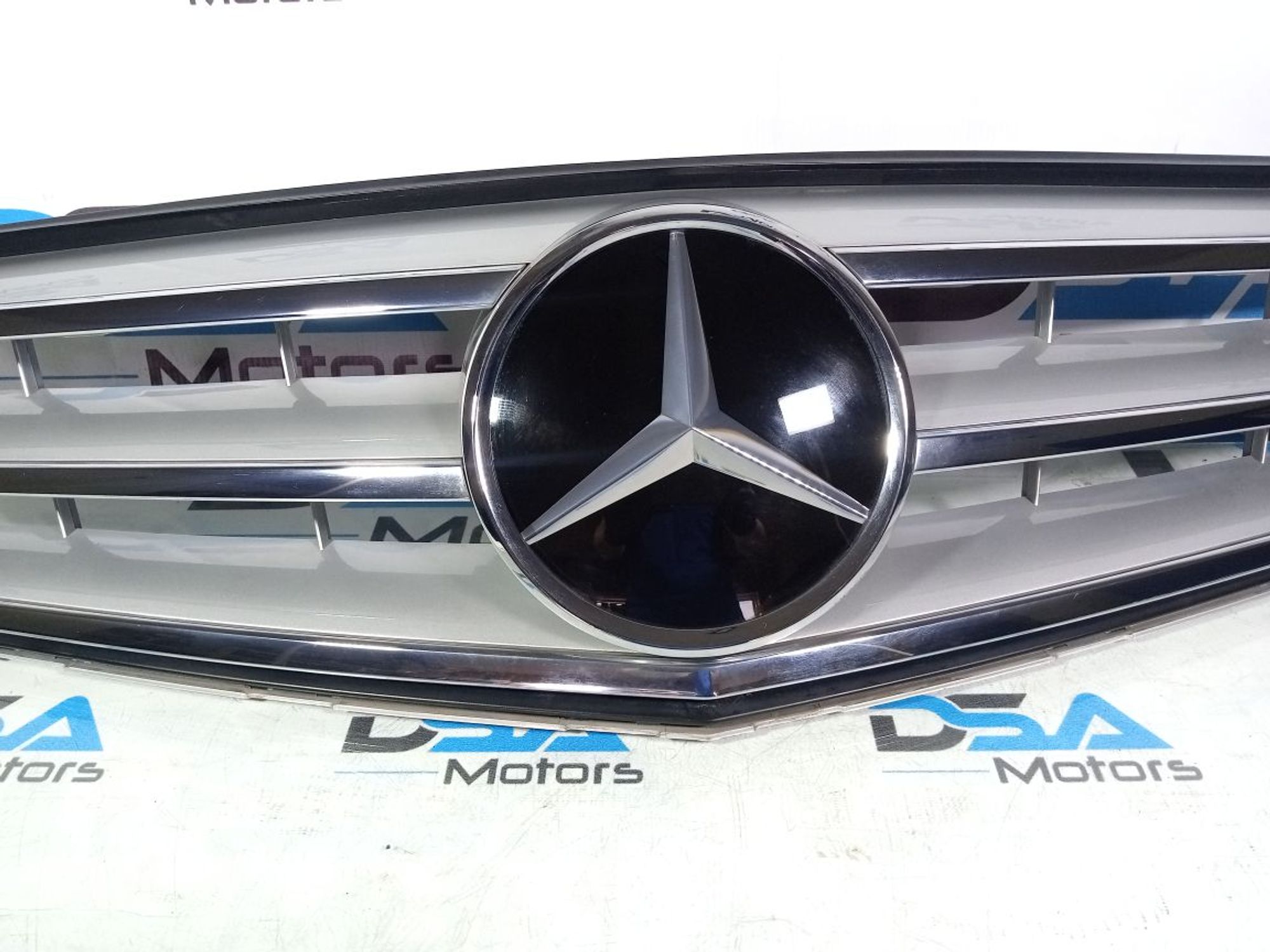 https://ycs.partsauto.market/partsauto-images/thmbs/userImages/b7628e092085f1f91467af1afb6e7630/part/62f6253e-8bb7-4ae4-94f7-b4cd3d84e5f3_1742893551760.jpg