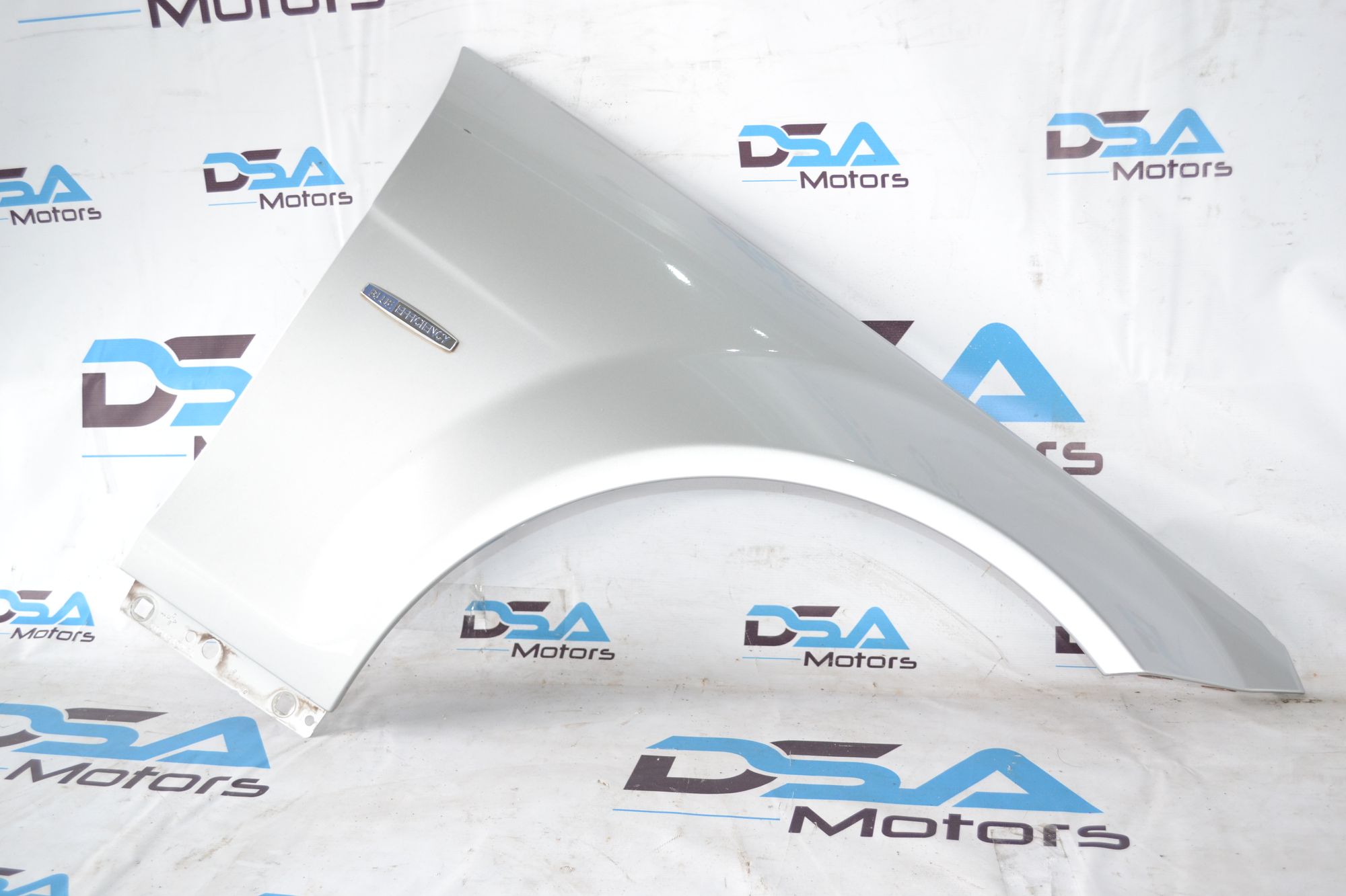 https://ycs.partsauto.market/partsauto-images/thmbs/userImages/b7628e092085f1f91467af1afb6e7630/part/6324995b-5b66-409e-9b19-ee38830f2bfd_1784117190862.jpg