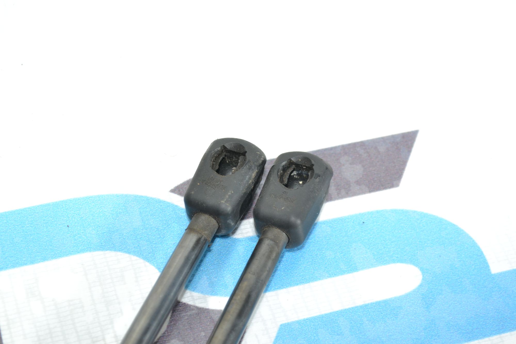 https://ycs.partsauto.market/partsauto-images/thmbs/userImages/b7628e092085f1f91467af1afb6e7630/part/636d6de3-6db4-49e1-85eb-9d57853a5eb1_1780321688115.jpg