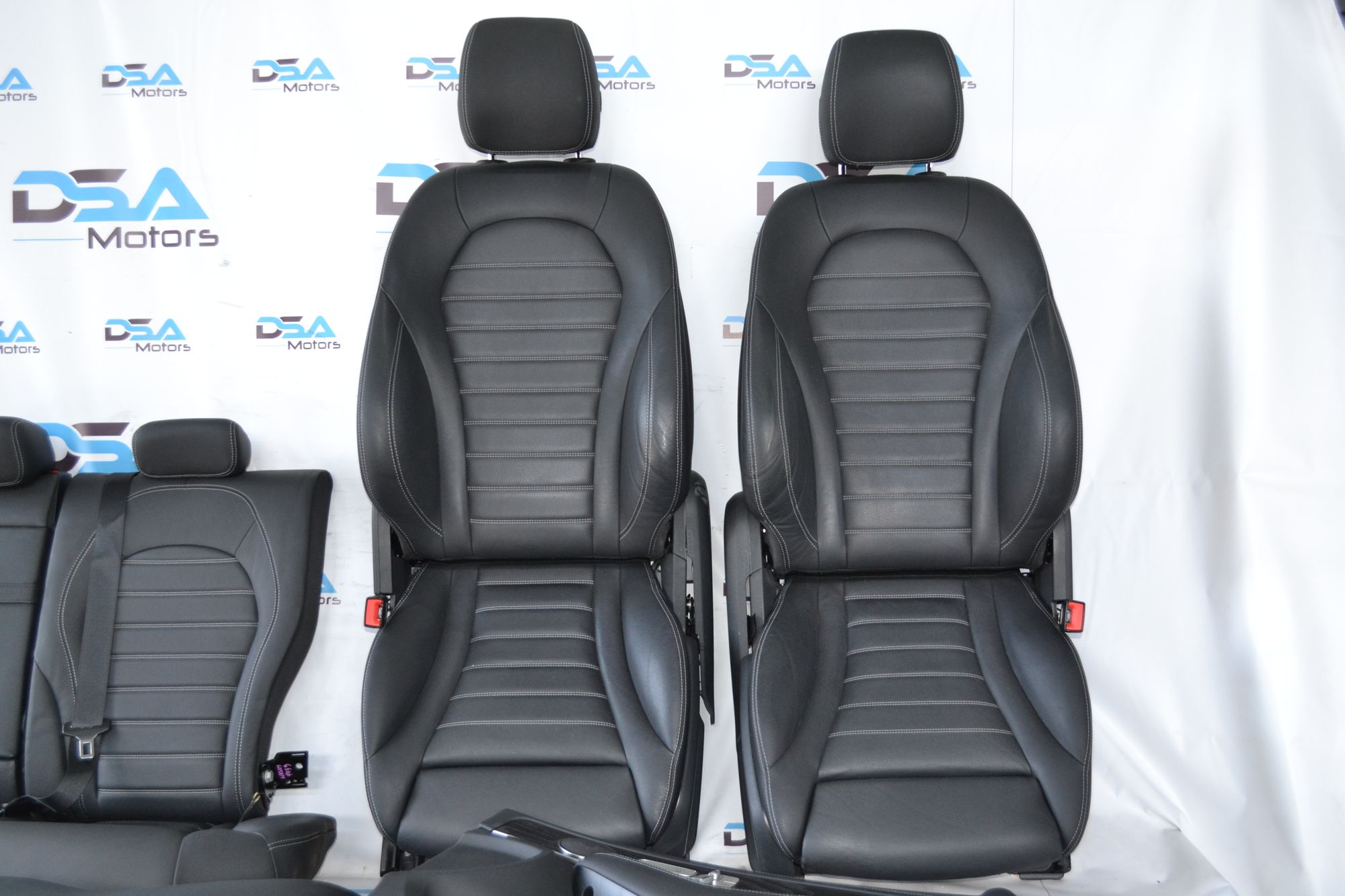 https://ycs.partsauto.market/partsauto-images/thmbs/userImages/b7628e092085f1f91467af1afb6e7630/part/6385e135-41c2-44ee-bbe1-459f12327884_1783946319979.jpg