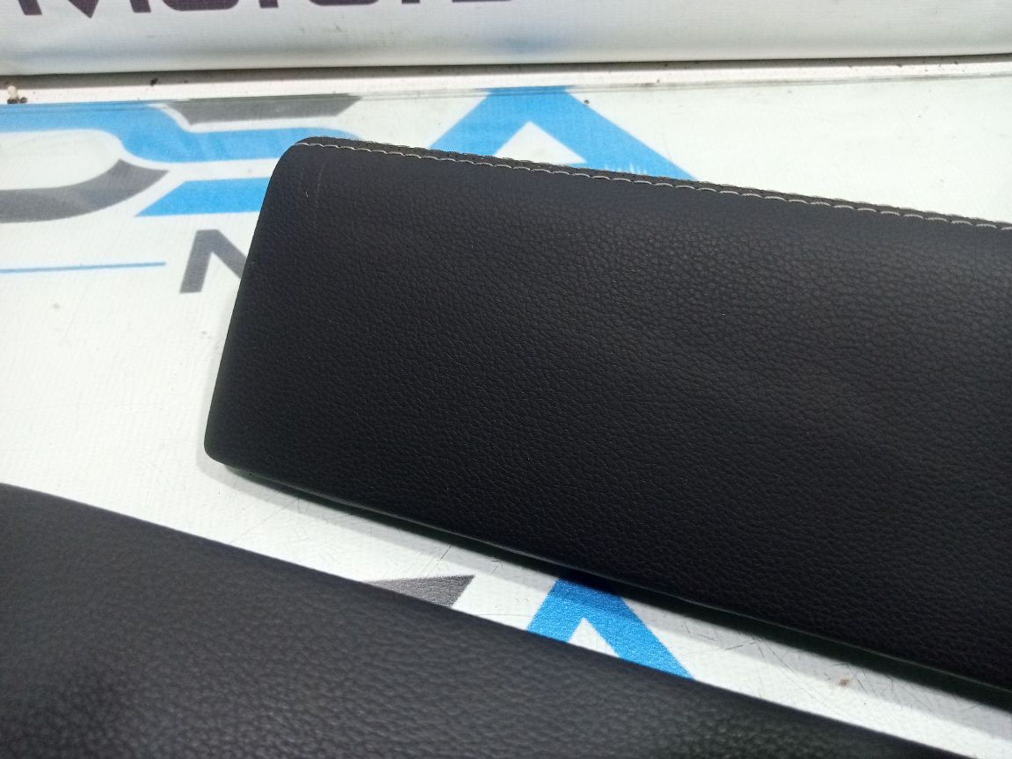 https://ycs.partsauto.market/partsauto-images/thmbs/userImages/b7628e092085f1f91467af1afb6e7630/part/63d1246e-9223-493b-9b2c-f6f507901c6e_1748280276263.jpg