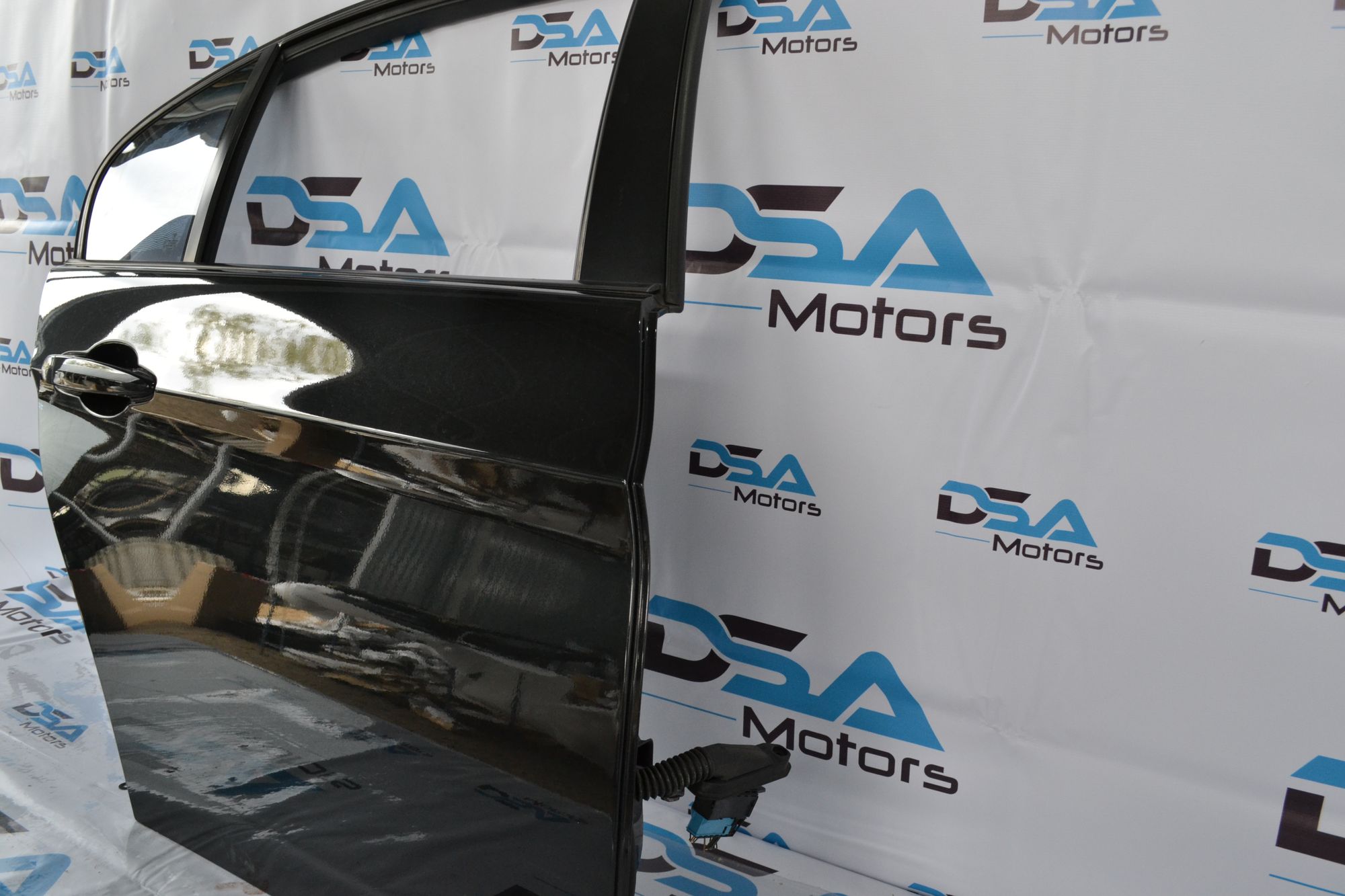 https://ycs.partsauto.market/partsauto-images/thmbs/userImages/b7628e092085f1f91467af1afb6e7630/part/642df1c2-57ec-4011-a052-cb57f956a403_1776949575986.jpg