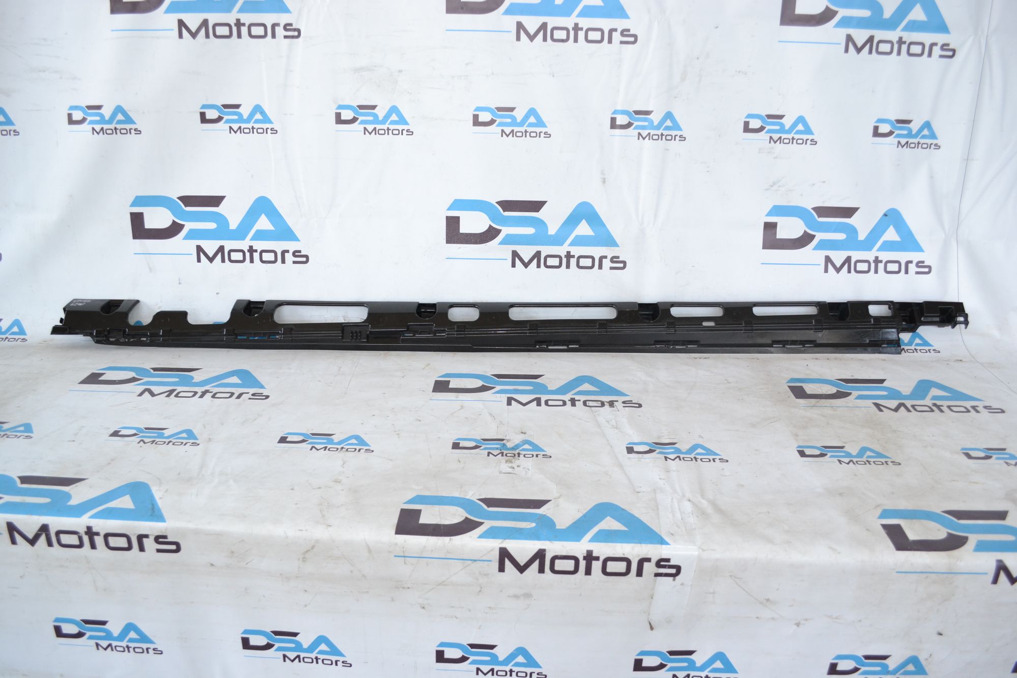 https://ycs.partsauto.market/partsauto-images/thmbs/userImages/b7628e092085f1f91467af1afb6e7630/part/643031e8-f2df-49bb-be18-0741cdd836ba_1784718056616.jpg