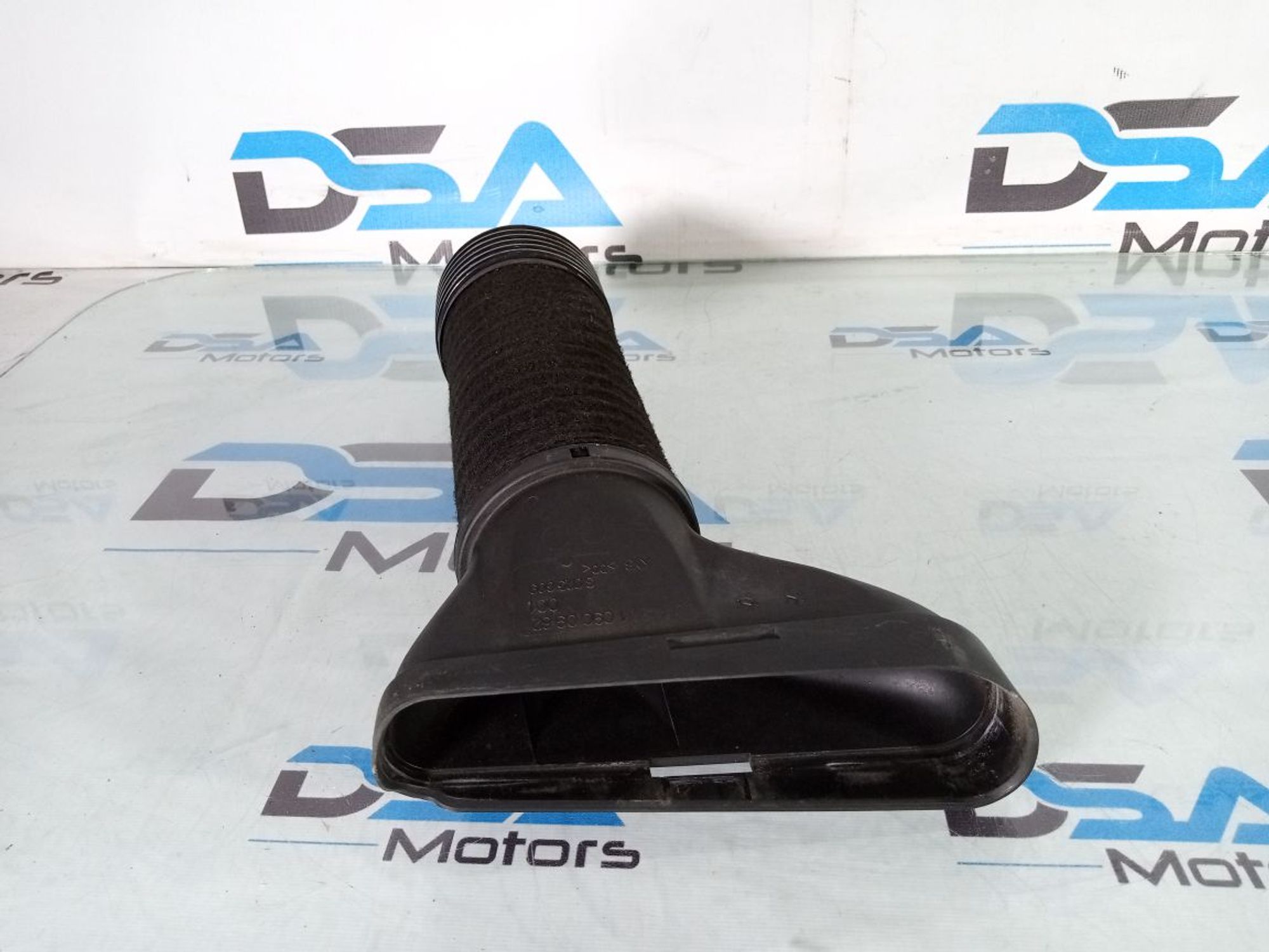https://ycs.partsauto.market/partsauto-images/thmbs/userImages/b7628e092085f1f91467af1afb6e7630/part/645b0c81-2a68-46a2-a055-d1f42137fccd_1731859301913.jpg