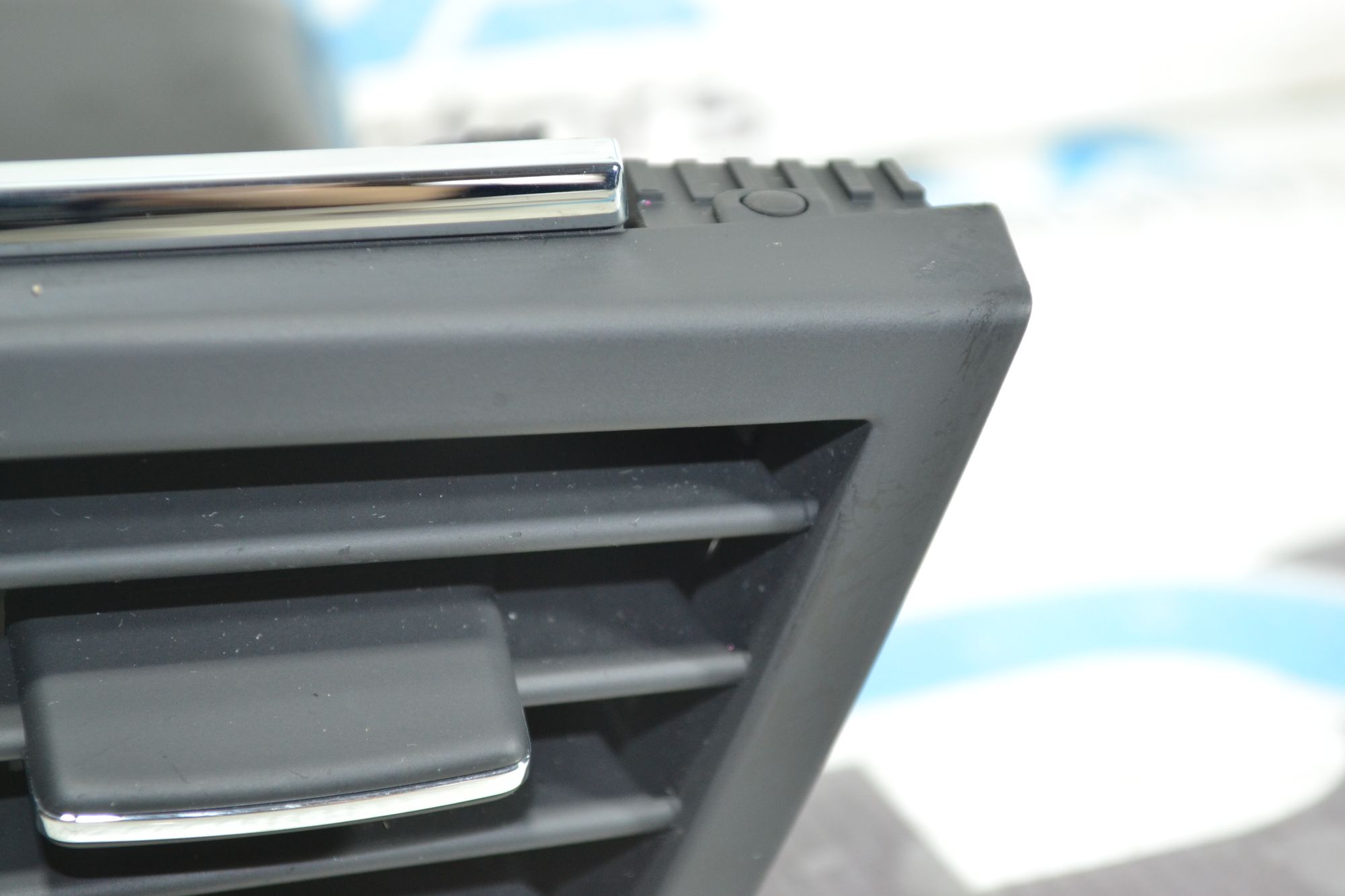 https://ycs.partsauto.market/partsauto-images/thmbs/userImages/b7628e092085f1f91467af1afb6e7630/part/647c6410-659e-45ad-8b75-dc858d7ee322_1785415808721.jpg