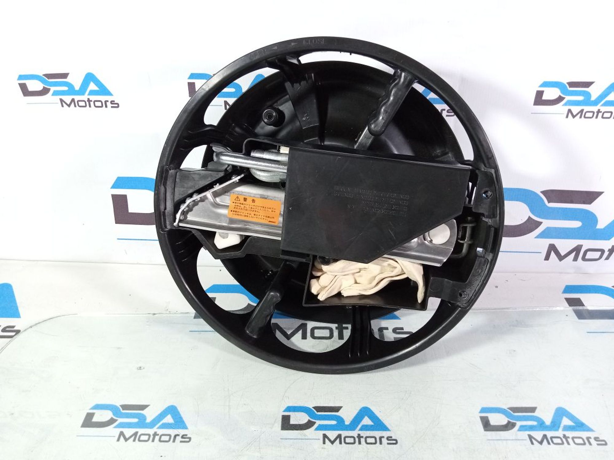 https://ycs.partsauto.market/partsauto-images/thmbs/userImages/b7628e092085f1f91467af1afb6e7630/part/648a9c47-4d29-4600-a82f-f40a1fea8c72_1742557549291.jpg