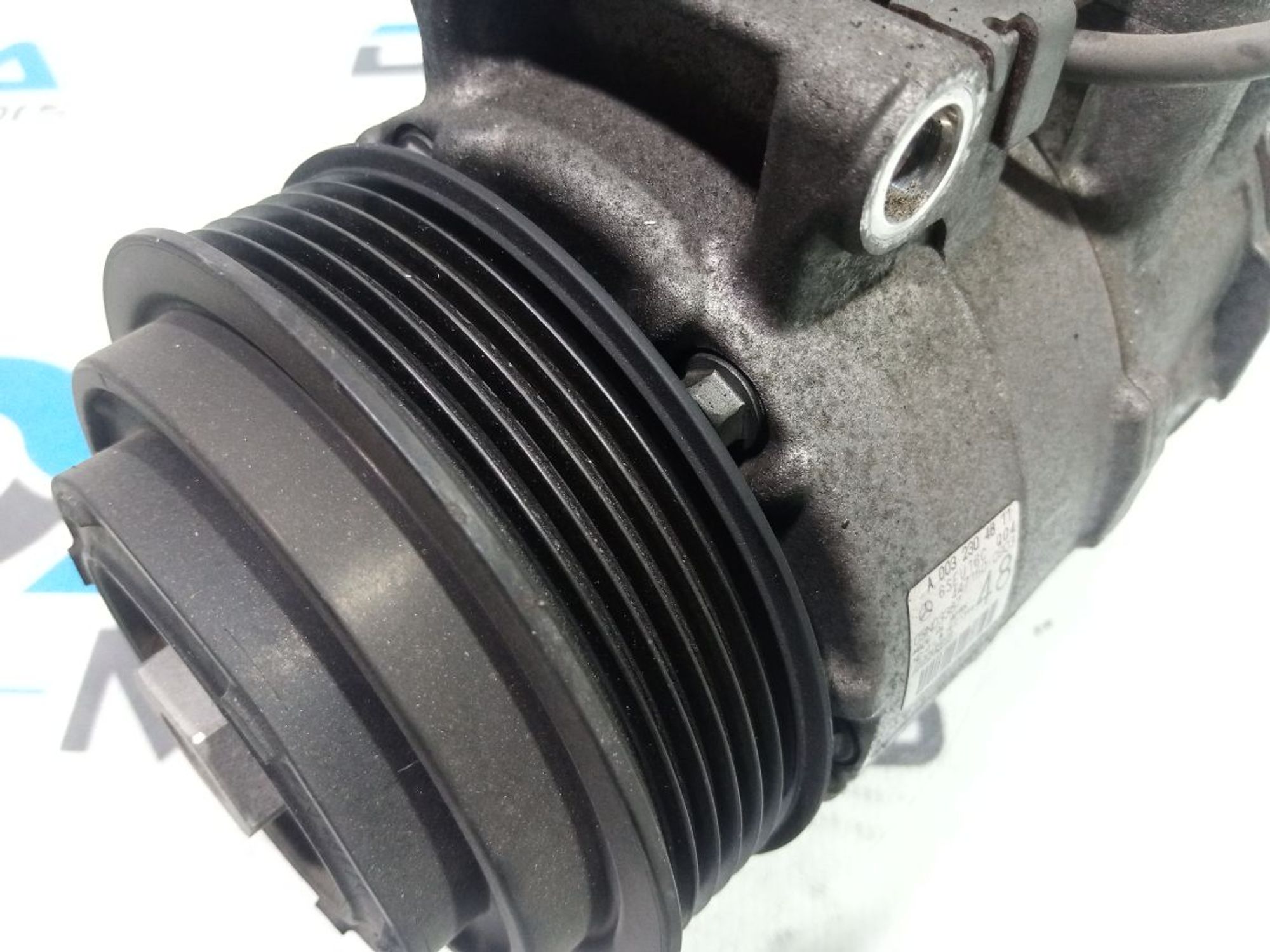 https://ycs.partsauto.market/partsauto-images/thmbs/userImages/b7628e092085f1f91467af1afb6e7630/part/64941d05-1ceb-4d2f-b83a-72c0a7bd4bd7_1748887274116.jpg