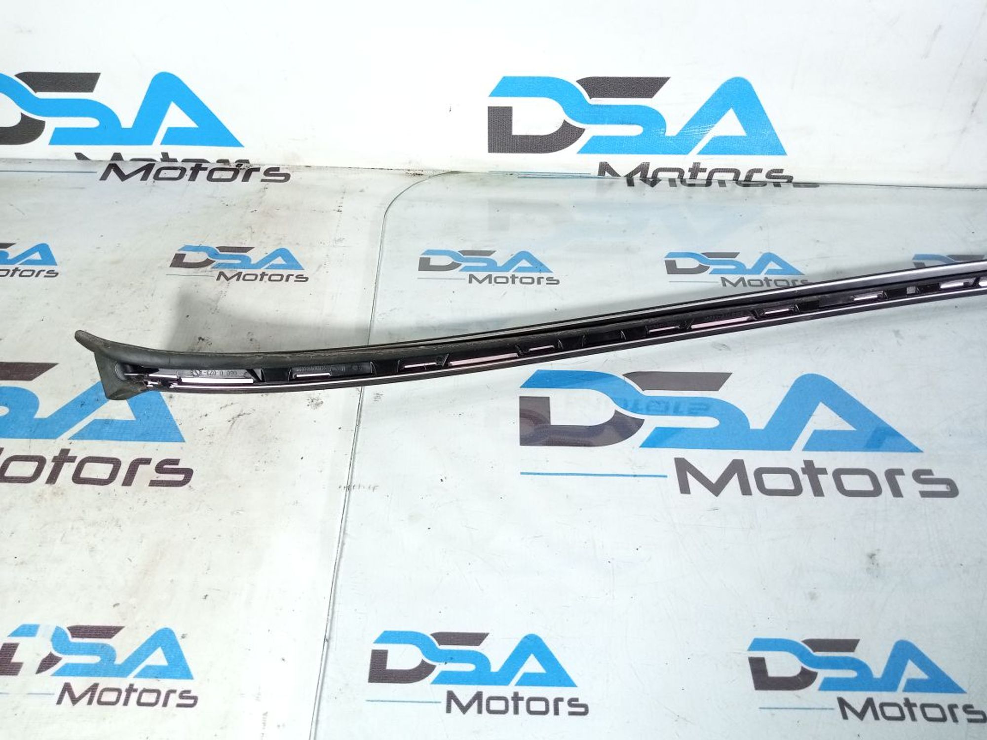 https://ycs.partsauto.market/partsauto-images/thmbs/userImages/b7628e092085f1f91467af1afb6e7630/part/649ee4dd-9743-404c-9a19-c68faae0460b_1738066812585.jpg