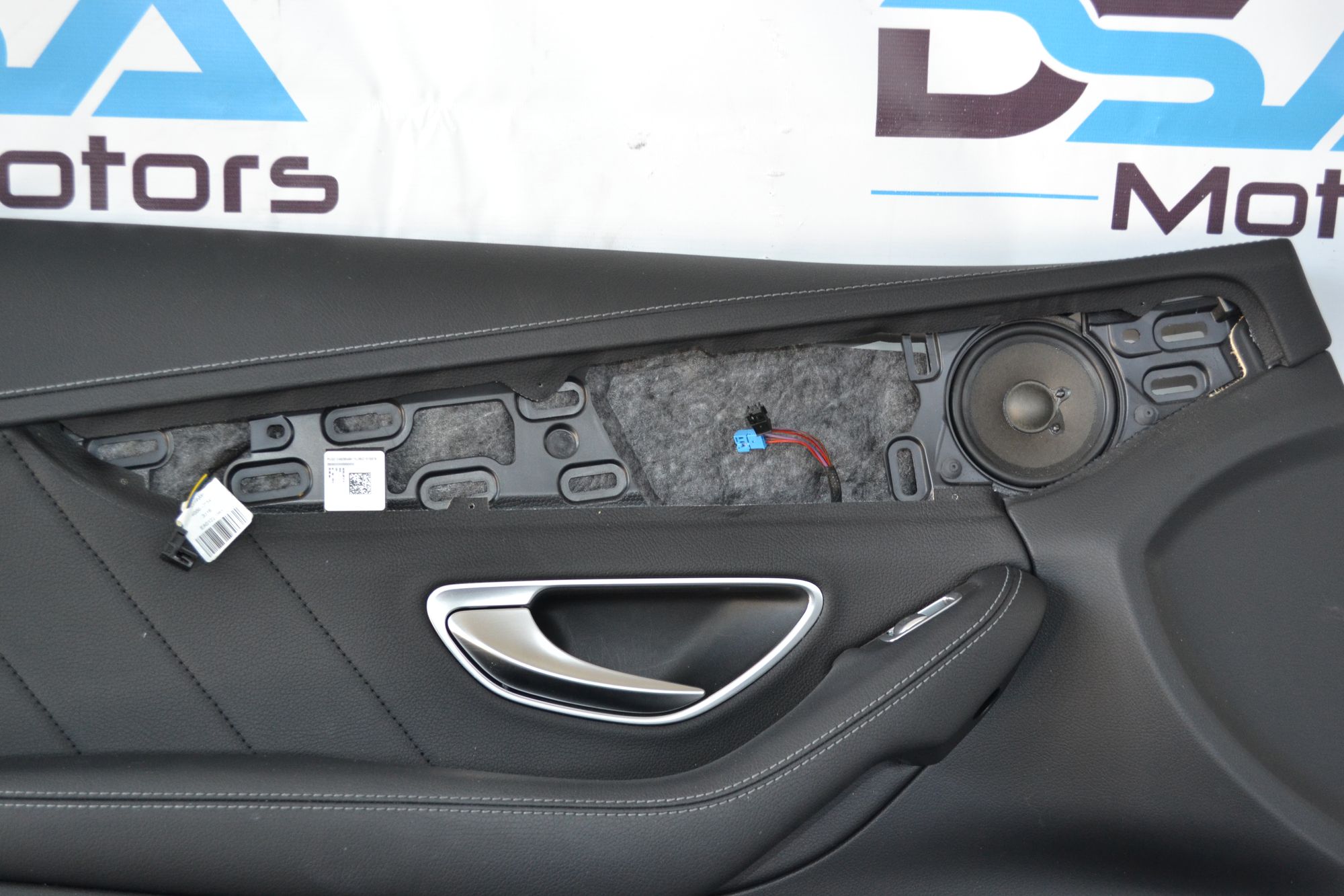 https://ycs.partsauto.market/partsauto-images/thmbs/userImages/b7628e092085f1f91467af1afb6e7630/part/64a16f0d-1c17-41e3-ab5e-97577216fe34_1783946323181.jpg