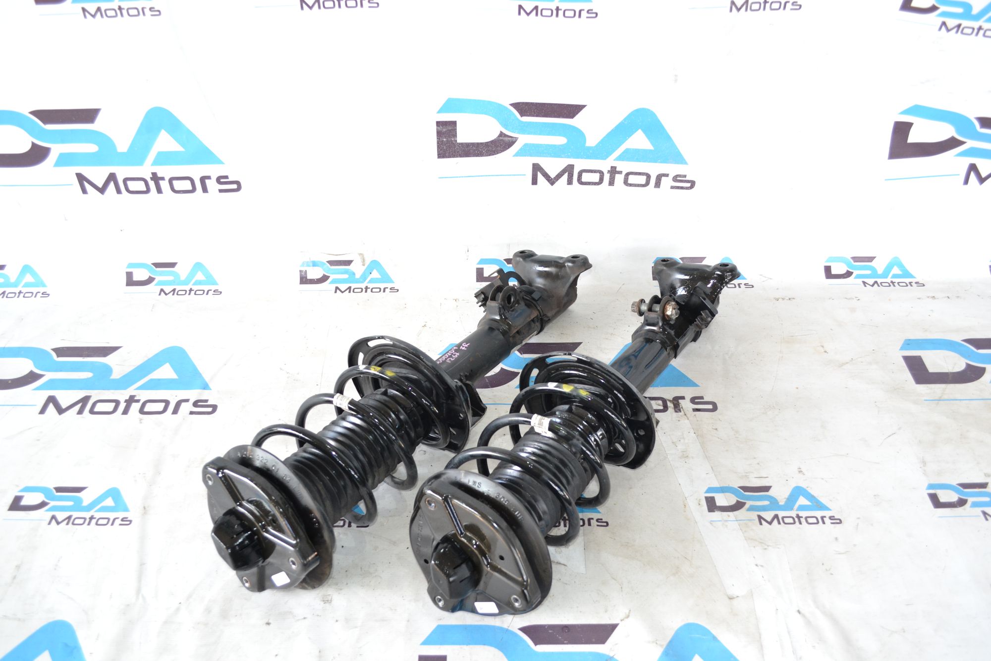 https://ycs.partsauto.market/partsauto-images/thmbs/userImages/b7628e092085f1f91467af1afb6e7630/part/64a493d3-c0fb-4b19-862a-e1cd08a95df9_1785139741775.jpg