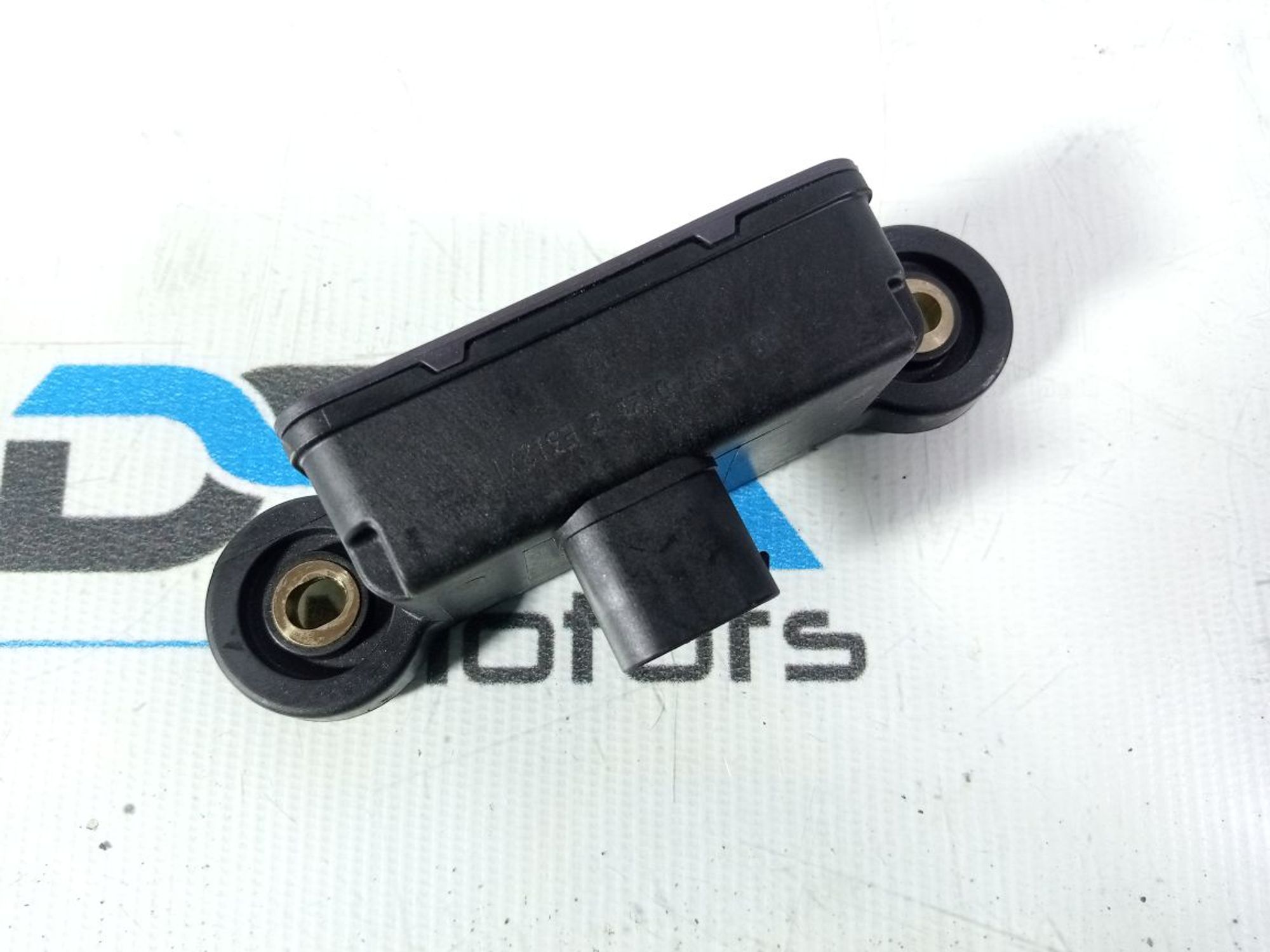 https://ycs.partsauto.market/partsauto-images/thmbs/userImages/b7628e092085f1f91467af1afb6e7630/part/6519908c-9e0b-47f5-8ab3-98630e0bd7f4_1741598753578.jpg