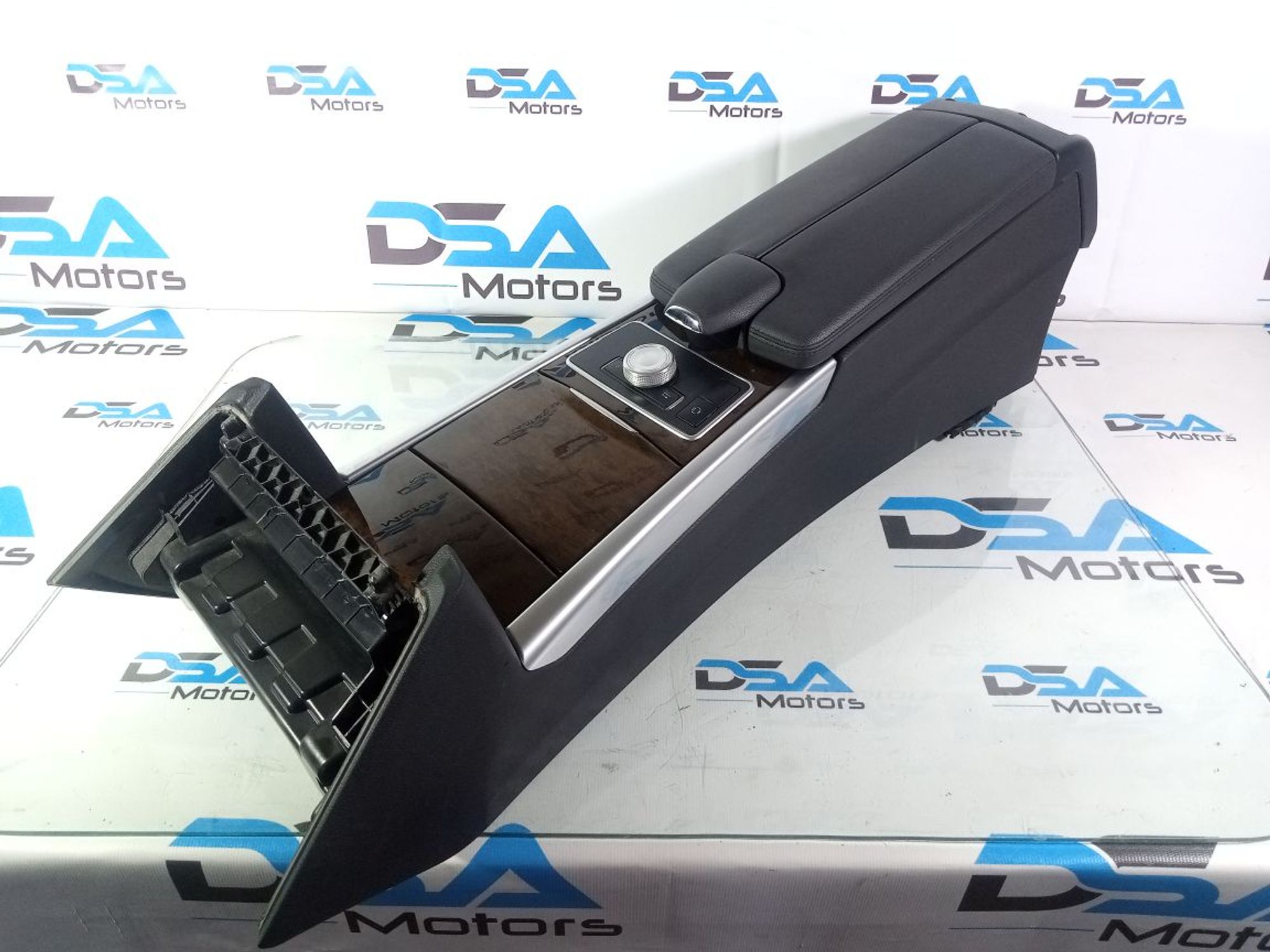 https://ycs.partsauto.market/partsauto-images/thmbs/userImages/b7628e092085f1f91467af1afb6e7630/part/6552d544-4a19-47c9-92a2-17bf7a7814d9_1740574190372.jpg