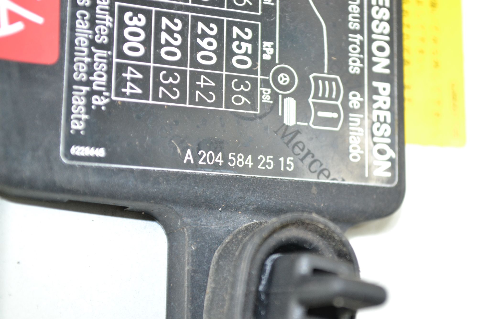https://ycs.partsauto.market/partsauto-images/thmbs/userImages/b7628e092085f1f91467af1afb6e7630/part/6555cb2f-b254-4926-bd25-26765f106606_1784103258378.jpg