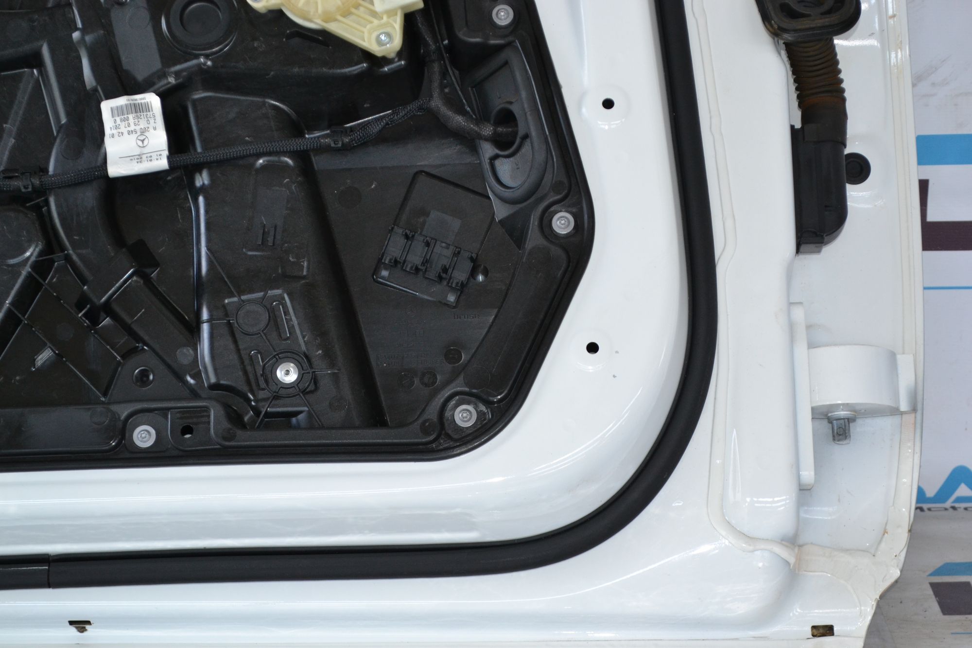 https://ycs.partsauto.market/partsauto-images/thmbs/userImages/b7628e092085f1f91467af1afb6e7630/part/65571efe-f999-4847-b5ff-35437aa2aafe_1783333347443.jpg