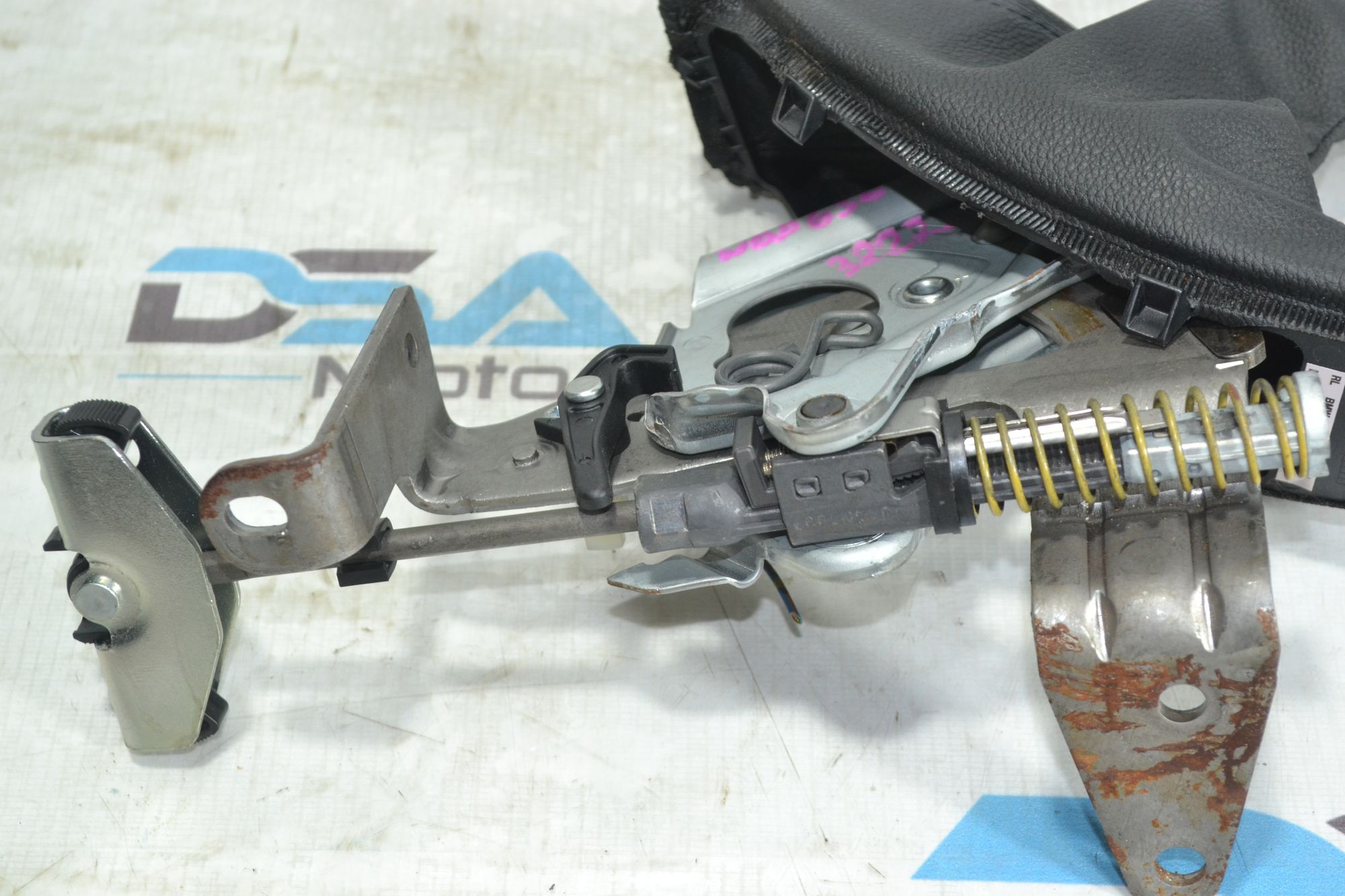 https://ycs.partsauto.market/partsauto-images/thmbs/userImages/b7628e092085f1f91467af1afb6e7630/part/65fd4076-d348-4cee-8260-977cf87a59a8_1781266796525.jpg
