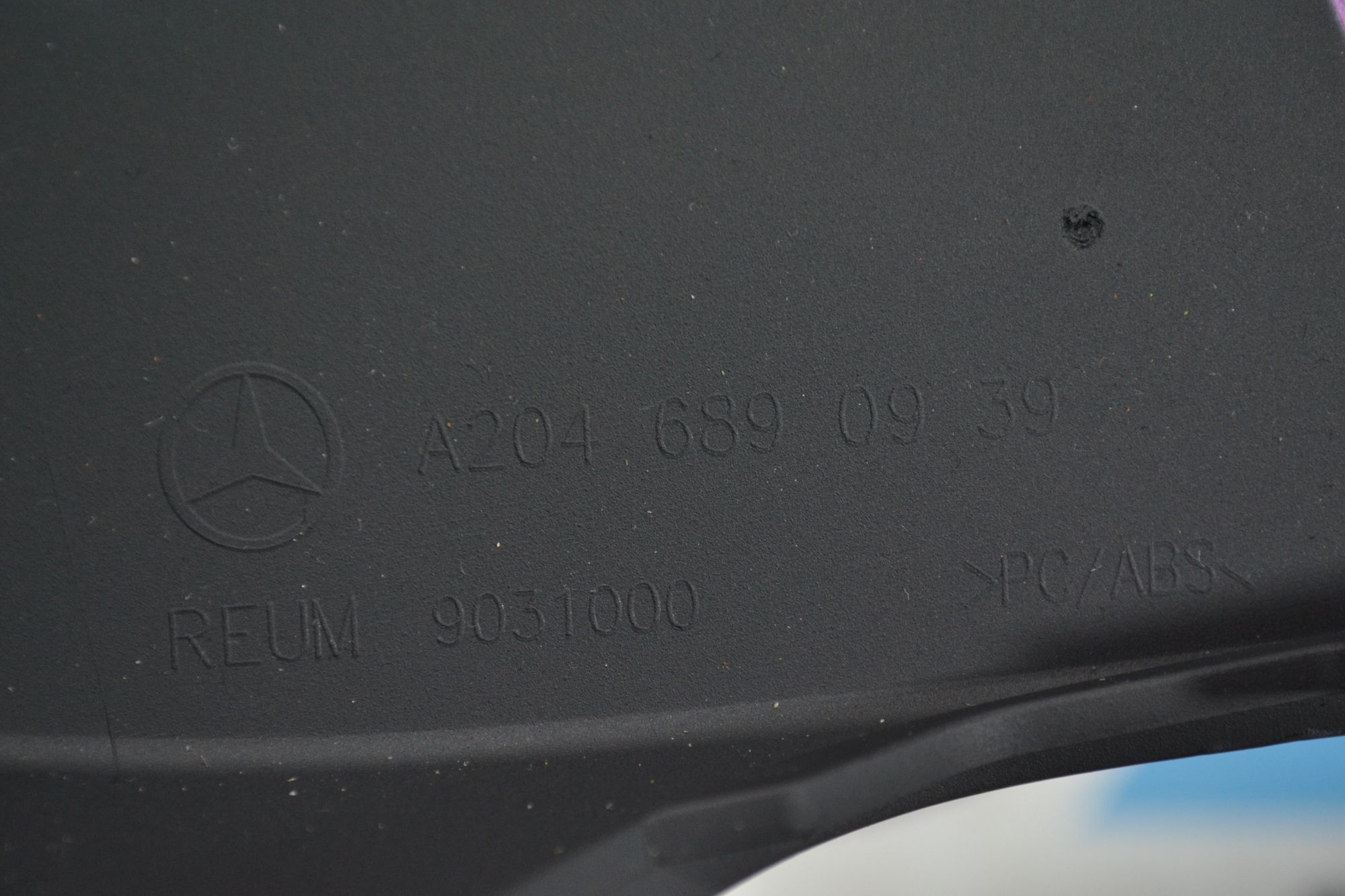 Накладка панели оригинал Mercedes W204 из Японии, 700 рублей, Кореновск