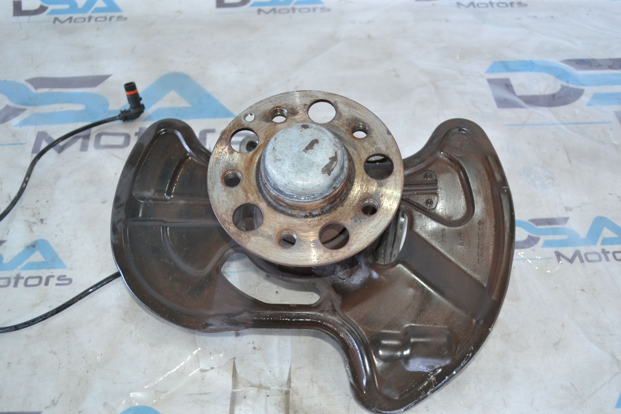 https://ycs.partsauto.market/partsauto-images/thmbs/userImages/b7628e092085f1f91467af1afb6e7630/part/66a6031d-0151-4047-9504-faa4260fe1a9_1785397677864.jpg