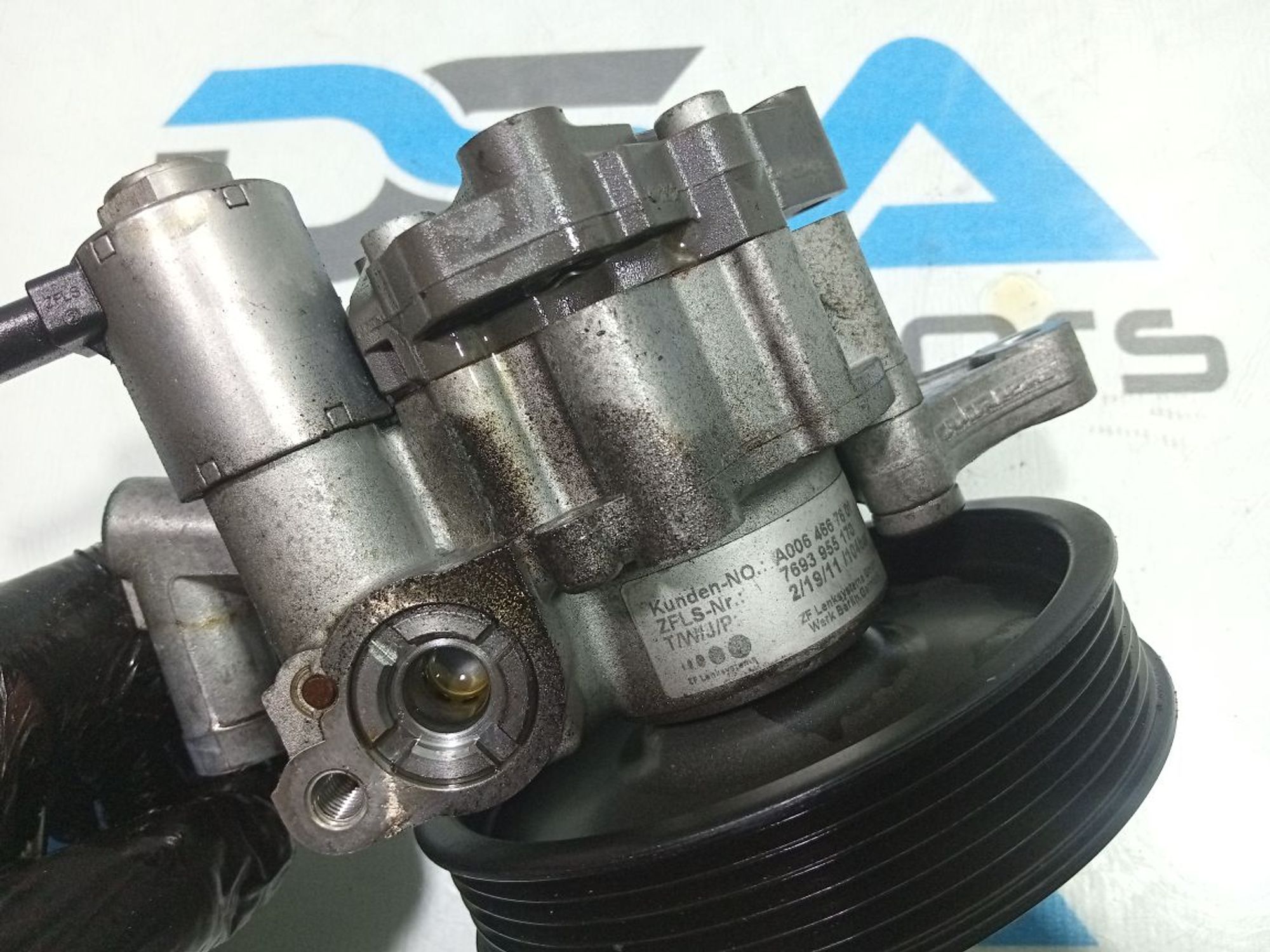 https://ycs.partsauto.market/partsauto-images/thmbs/userImages/b7628e092085f1f91467af1afb6e7630/part/66b55bf3-187f-42dc-8465-b03cbc246f00_1748621190654.jpg