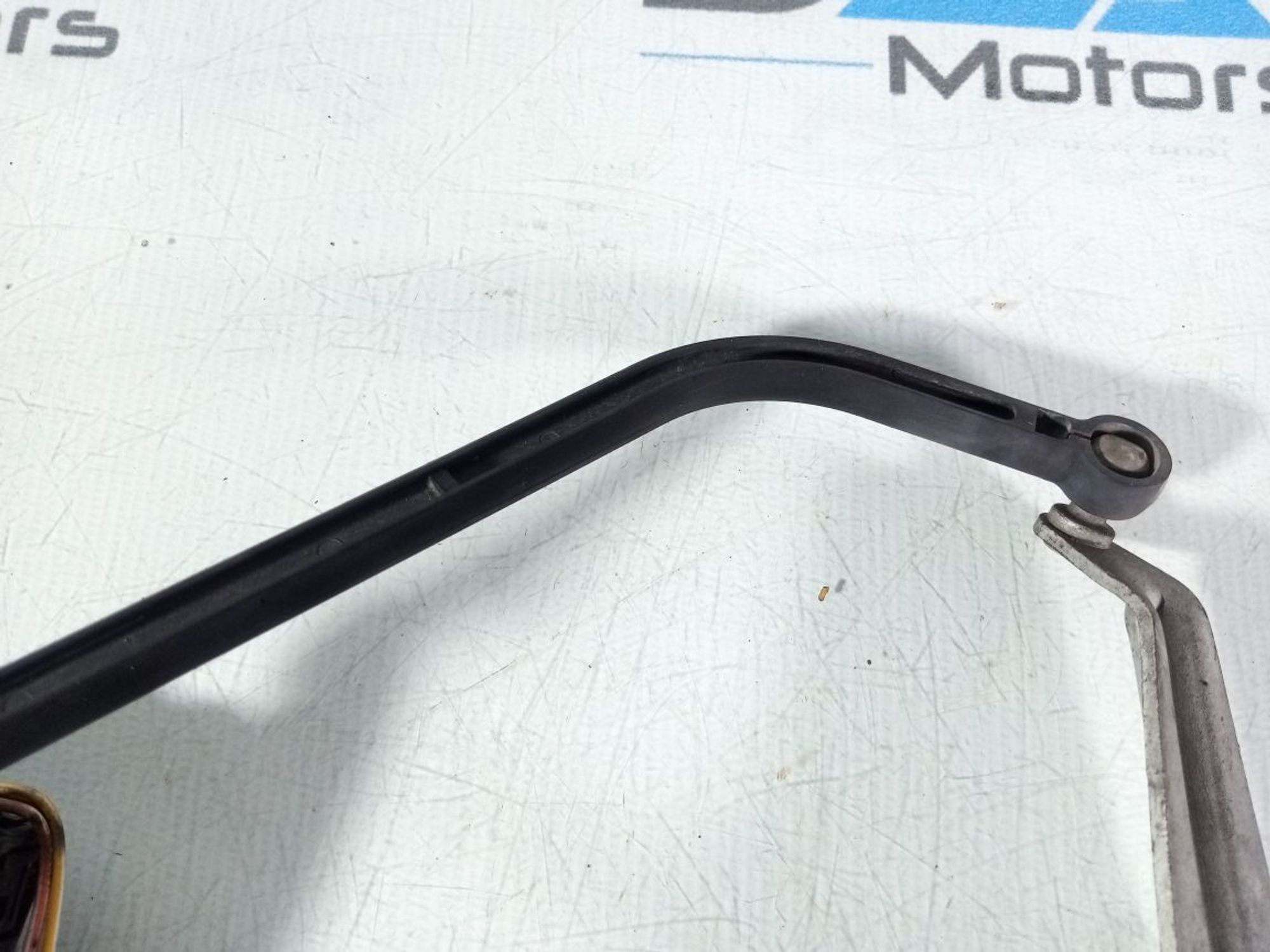 https://ycs.partsauto.market/partsauto-images/thmbs/userImages/b7628e092085f1f91467af1afb6e7630/part/66c4eb93-b269-441a-95e2-ad424ab432a7_1747023474935.jpg