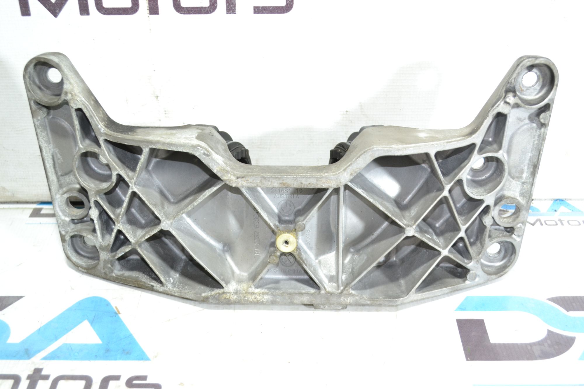 Кронштейн крепления КПП с подушками BMW 5 F10/F01/F12 из Японии, 4900 рублей, Кореновск