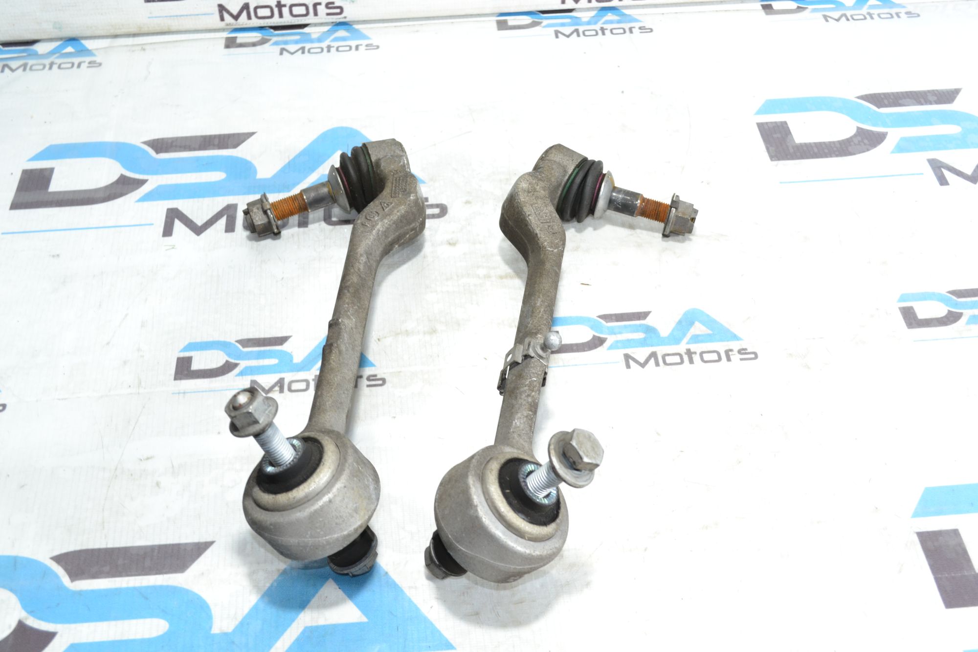 https://ycs.partsauto.market/partsauto-images/thmbs/userImages/b7628e092085f1f91467af1afb6e7630/part/670927df-b56d-4d45-8638-3db2b4754ce4_1781011190270.jpg