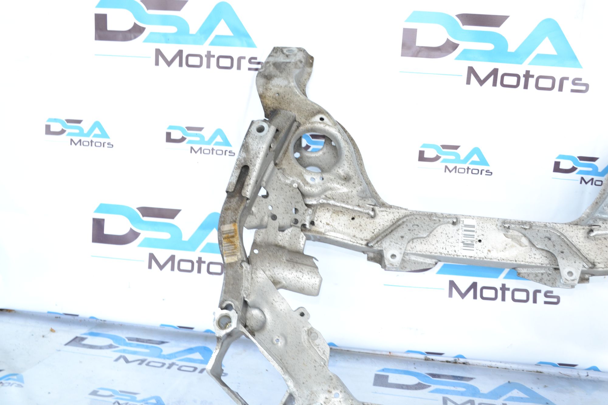 https://ycs.partsauto.market/partsauto-images/thmbs/userImages/b7628e092085f1f91467af1afb6e7630/part/676994da-b908-4780-b40e-62e1f95e35d1_1781508275392.jpg