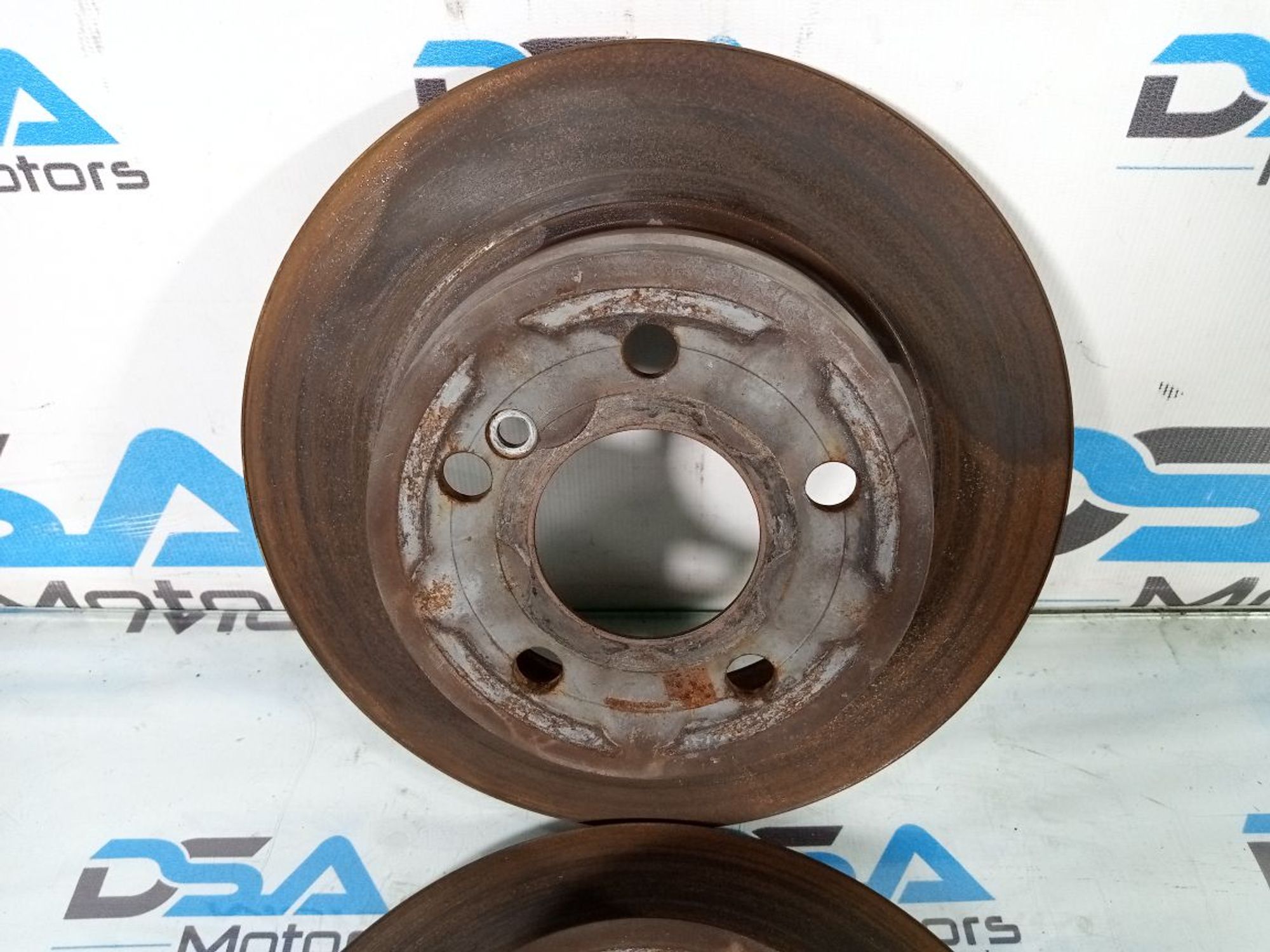 https://ycs.partsauto.market/partsauto-images/thmbs/userImages/b7628e092085f1f91467af1afb6e7630/part/676ef1c9-cf94-4259-a6e1-8e3c7b1ae9f2_1734548517535.jpg