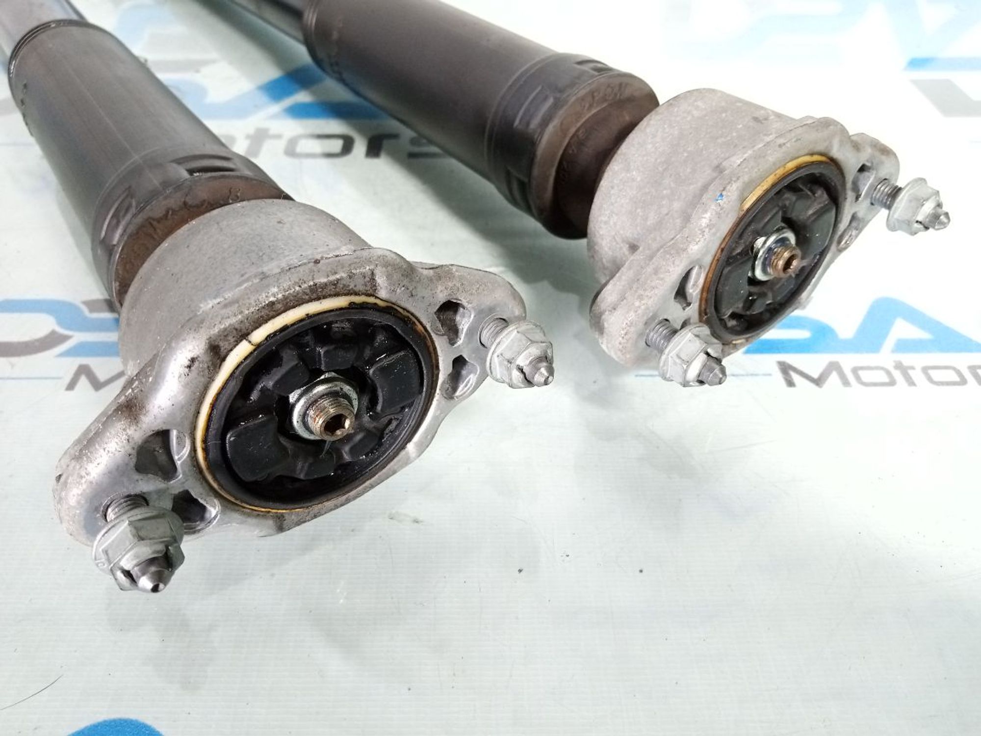 https://ycs.partsauto.market/partsauto-images/thmbs/userImages/b7628e092085f1f91467af1afb6e7630/part/67c70c5a-a272-4e10-af97-e316c743b4b0_1733655715752.jpg