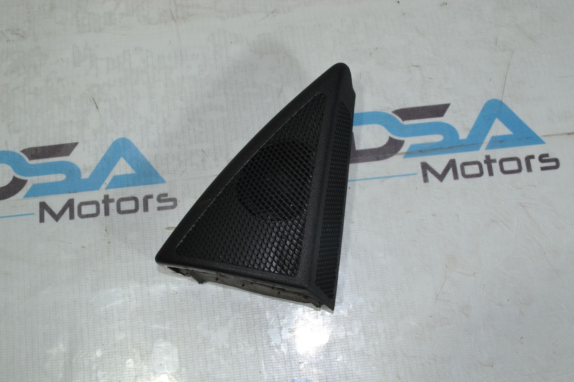 https://ycs.partsauto.market/partsauto-images/thmbs/userImages/b7628e092085f1f91467af1afb6e7630/part/6849974a-c61a-4234-85a2-7ab6cceee634_1779885803152.jpg