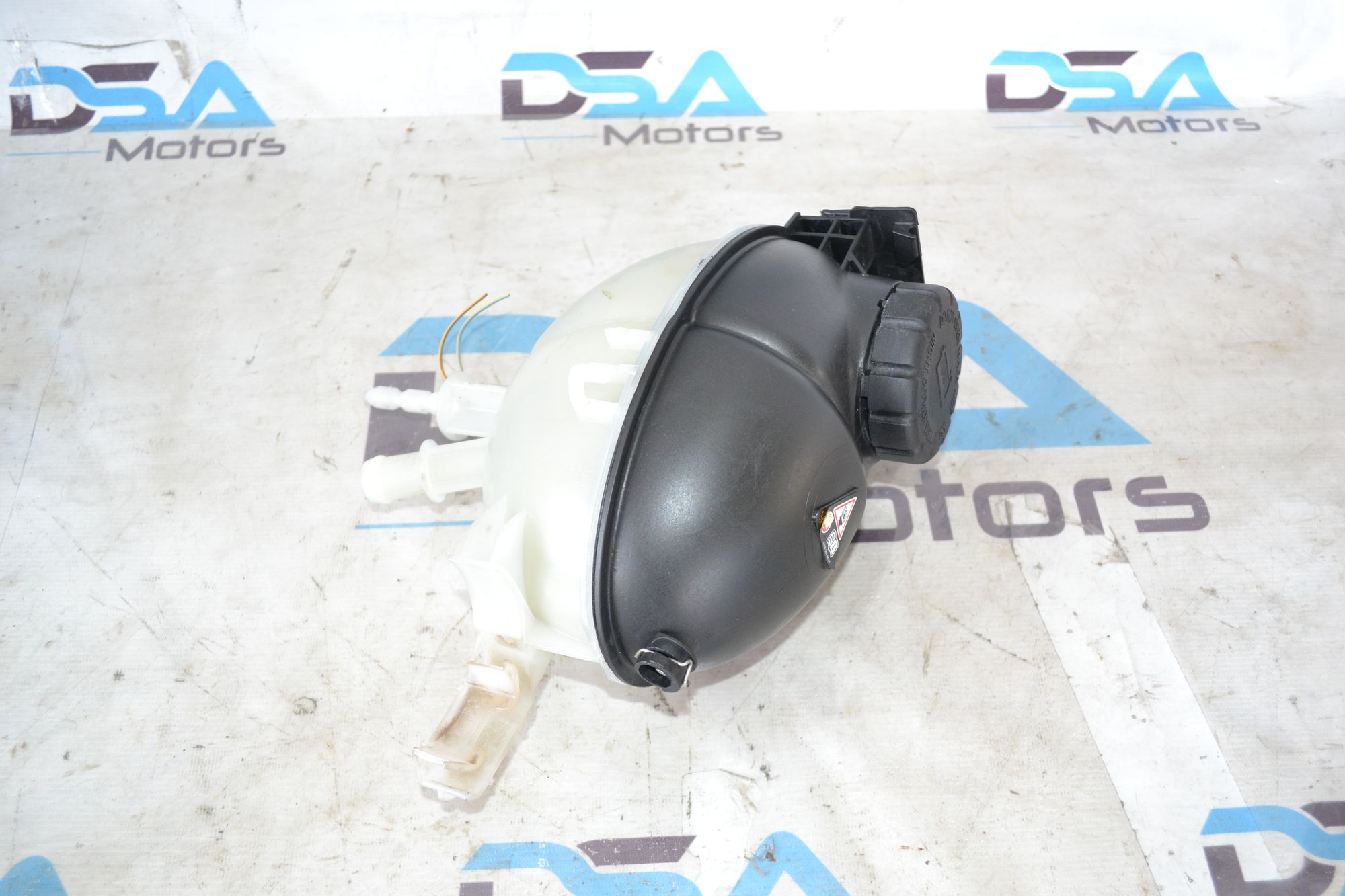 https://ycs.partsauto.market/partsauto-images/thmbs/userImages/b7628e092085f1f91467af1afb6e7630/part/68626e60-5b61-41b2-9ad0-b6289d5c73f3_1785418500635.jpg
