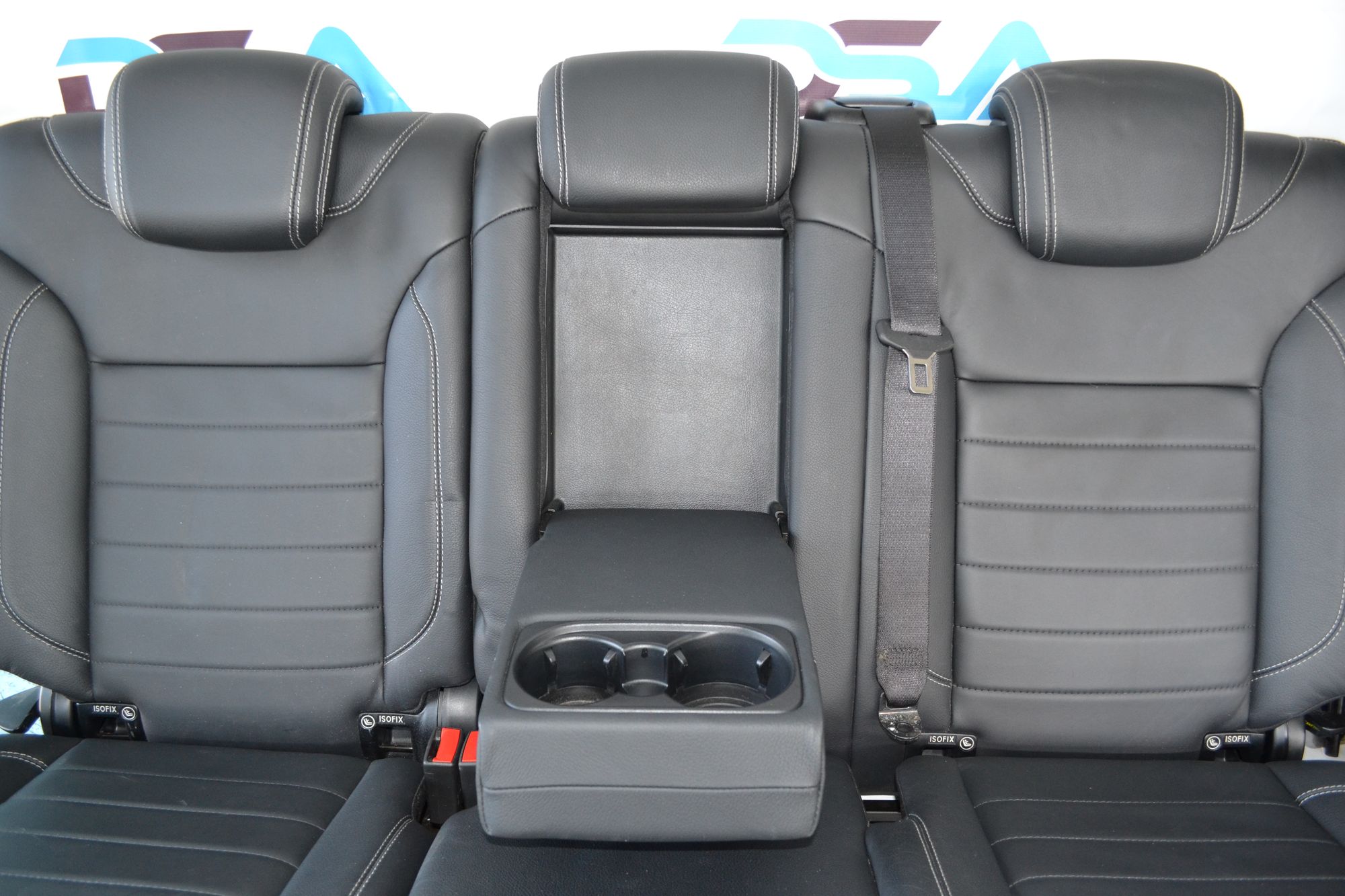 https://ycs.partsauto.market/partsauto-images/thmbs/userImages/b7628e092085f1f91467af1afb6e7630/part/688ad9a4-2065-4388-b5fa-3ce85b0b7dea_1783690930875.jpg