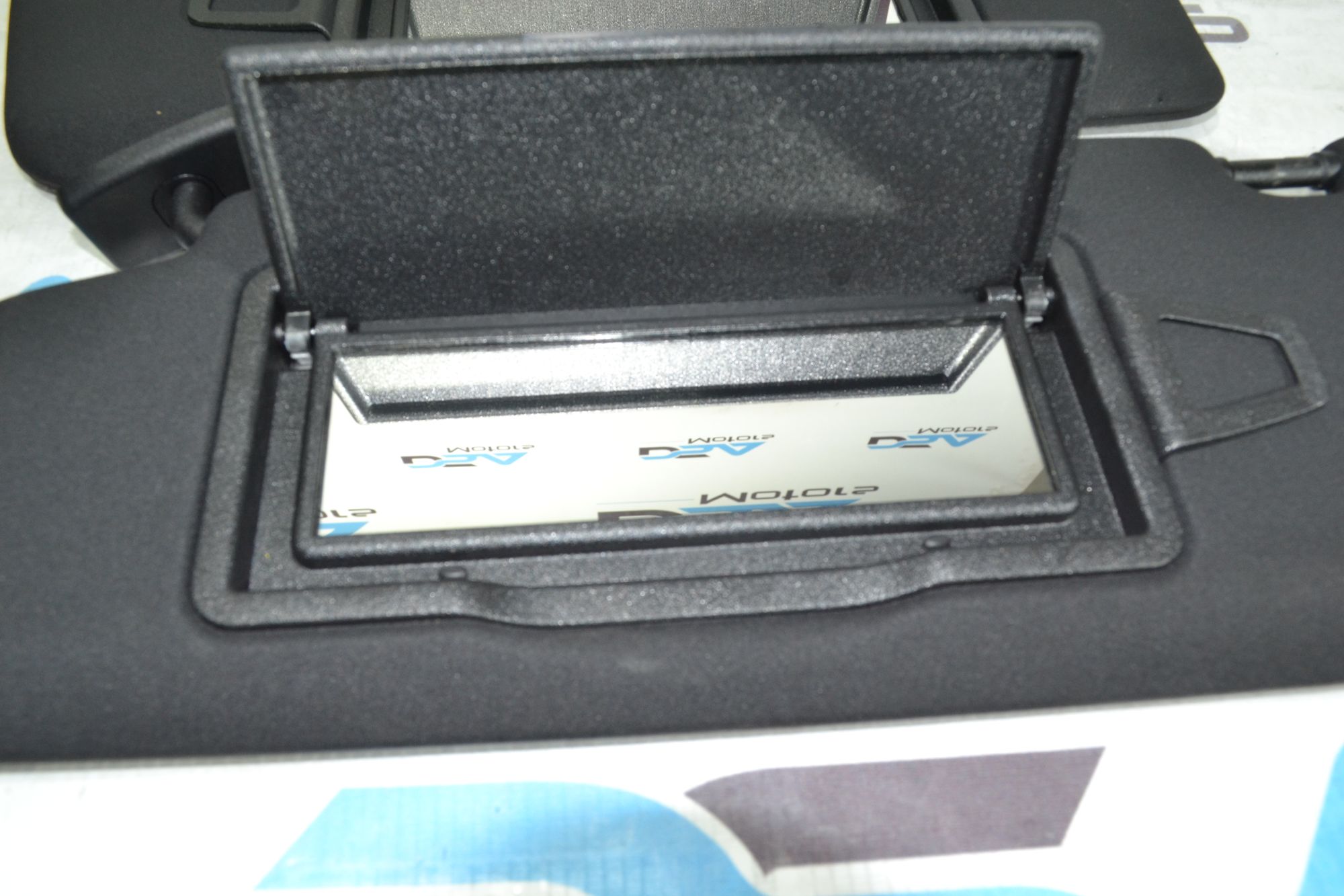 https://ycs.partsauto.market/partsauto-images/thmbs/userImages/b7628e092085f1f91467af1afb6e7630/part/68f8e23a-4998-4953-9a0a-21ab8c7b4e49_1780384847516.jpg
