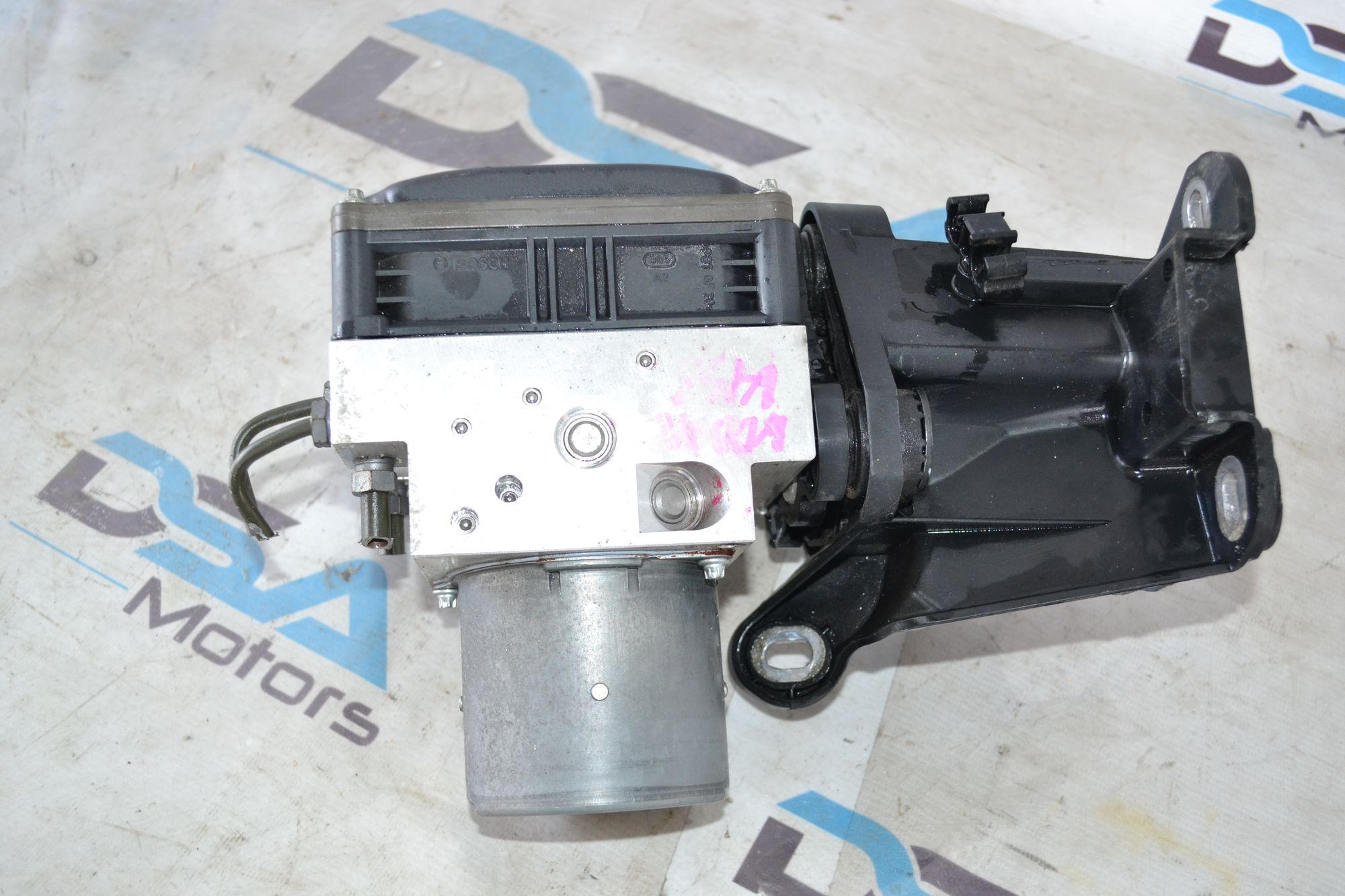 https://ycs.partsauto.market/partsauto-images/thmbs/userImages/b7628e092085f1f91467af1afb6e7630/part/68ff873c-676e-4b9c-a6d1-389d6428515a_1785420225288.jpg