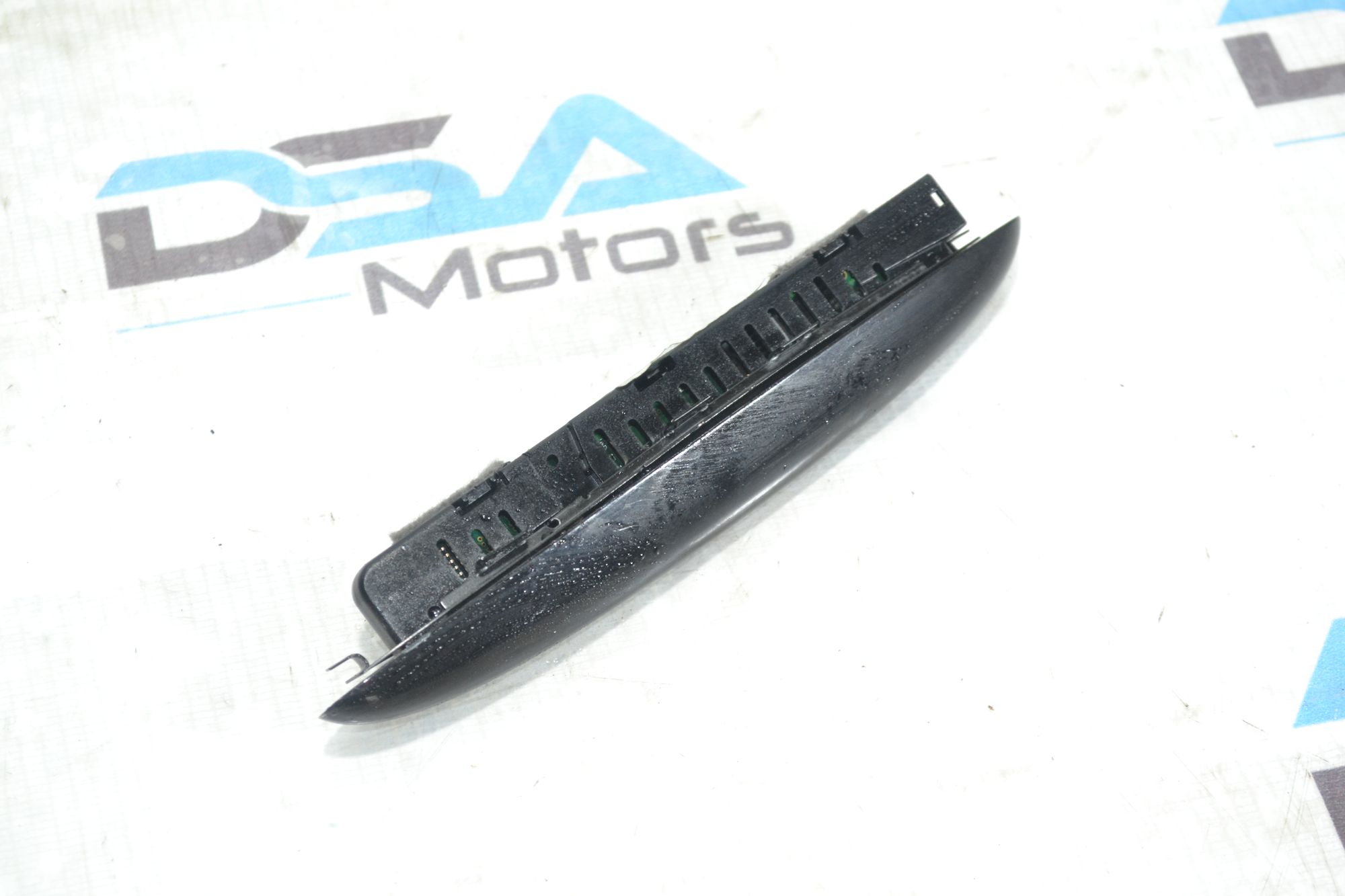 https://ycs.partsauto.market/partsauto-images/thmbs/userImages/b7628e092085f1f91467af1afb6e7630/part/69372674-acf7-45e6-9206-36d871ce18ad_1781008582812.jpg