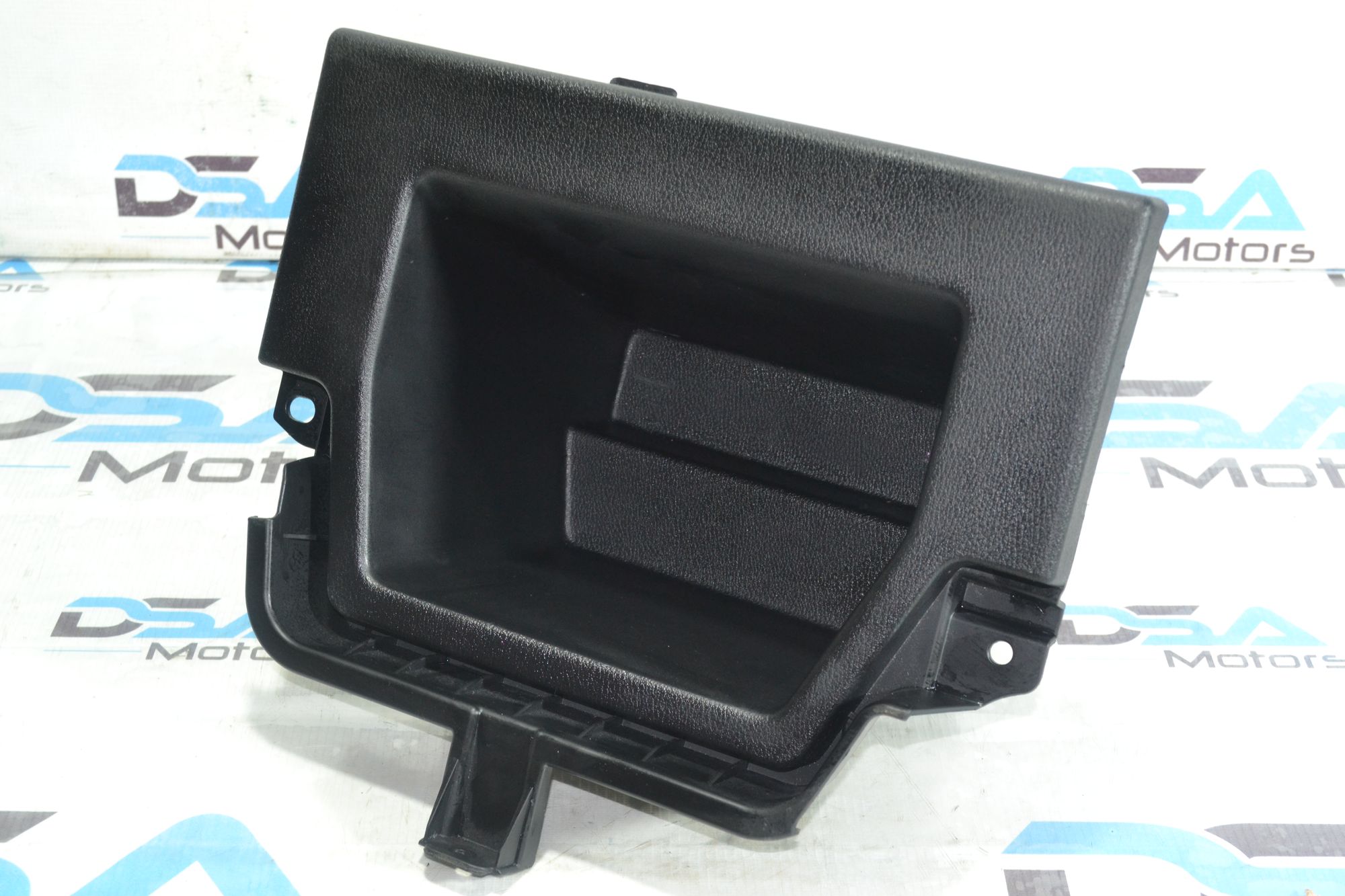https://ycs.partsauto.market/partsauto-images/thmbs/userImages/b7628e092085f1f91467af1afb6e7630/part/6948607e-d185-4408-adb2-44c229047afa_1781009982371.jpg