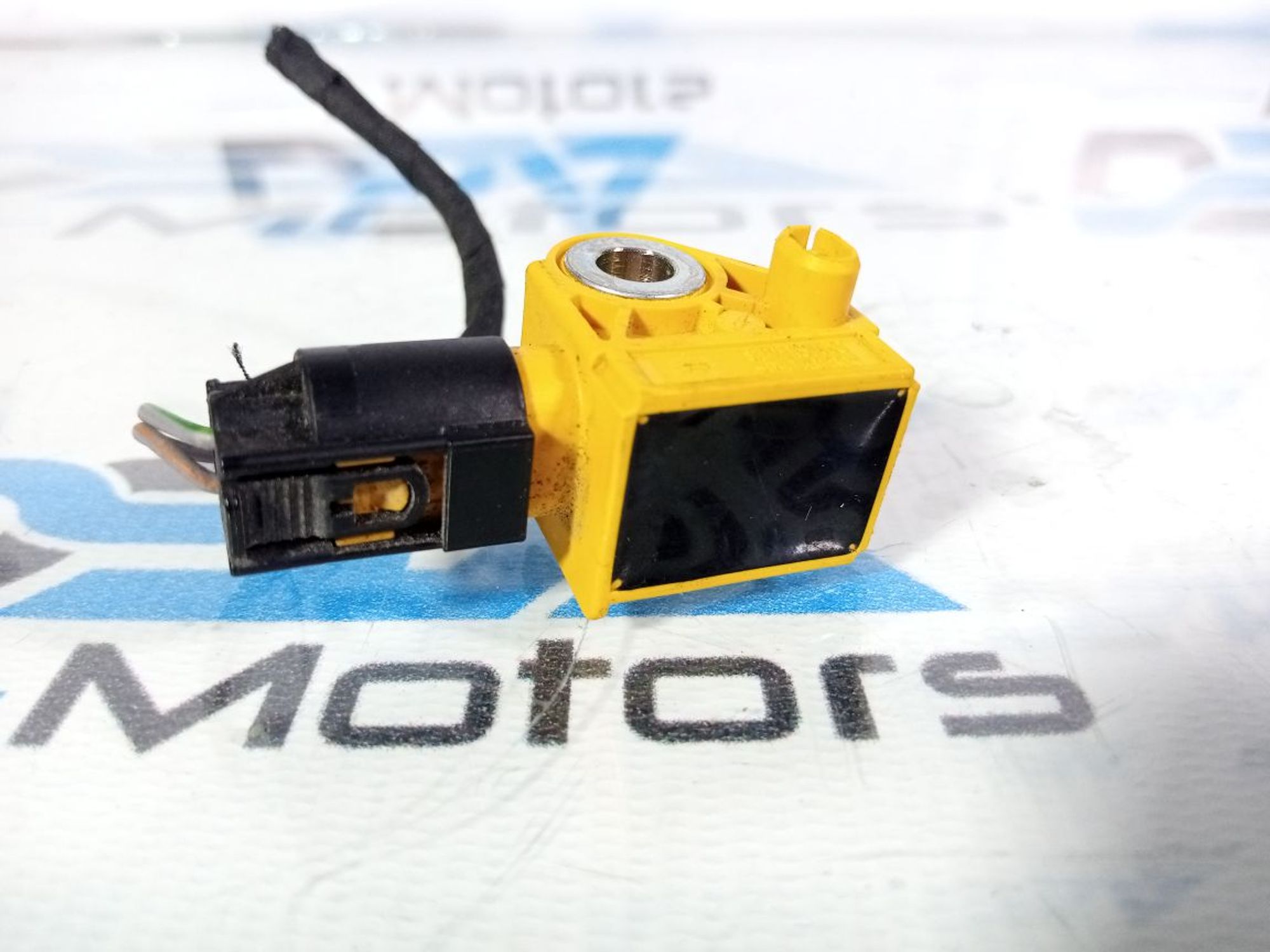 https://ycs.partsauto.market/partsauto-images/thmbs/userImages/b7628e092085f1f91467af1afb6e7630/part/6958d9e8-0685-47f3-a49b-79c9ad993fda_1740140178972.jpg