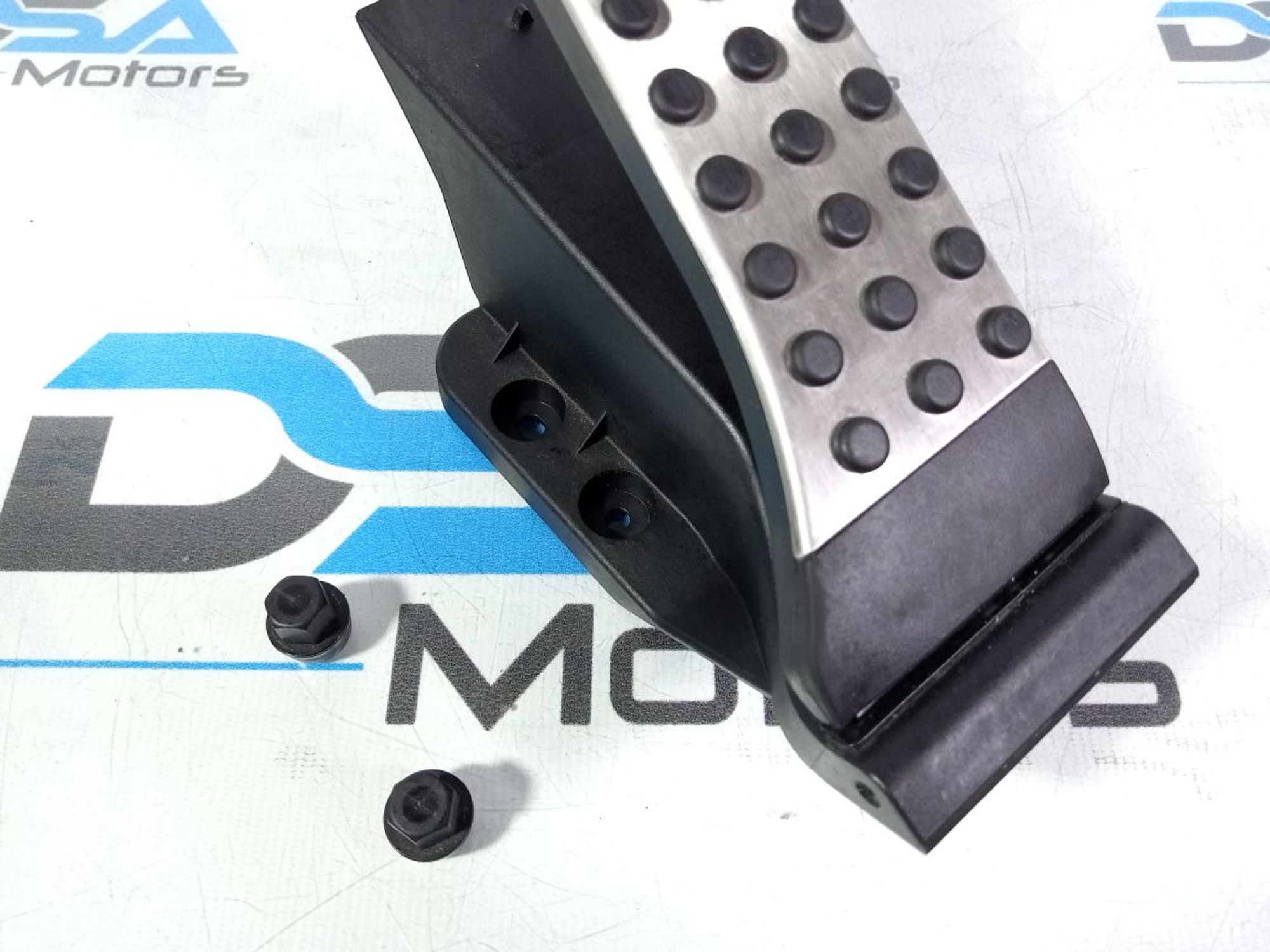 https://ycs.partsauto.market/partsauto-images/thmbs/userImages/b7628e092085f1f91467af1afb6e7630/part/69c6066a-8f5b-4b26-85f4-7ac0a31e3e5a_1742894698005.jpg