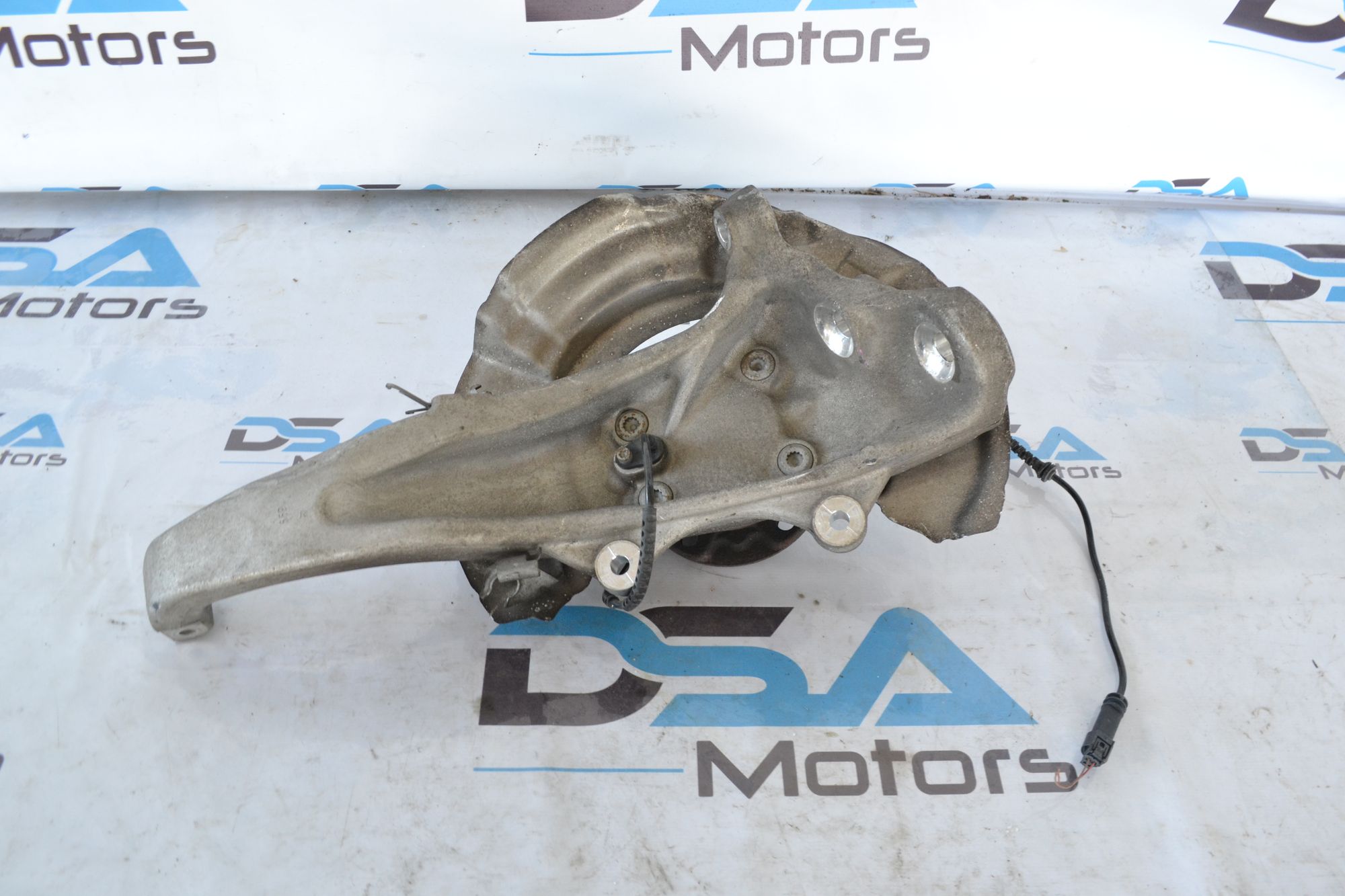 https://ycs.partsauto.market/partsauto-images/thmbs/userImages/b7628e092085f1f91467af1afb6e7630/part/6a2b19a7-a297-428f-965c-ea8c423e14b5_1781506271657.jpg