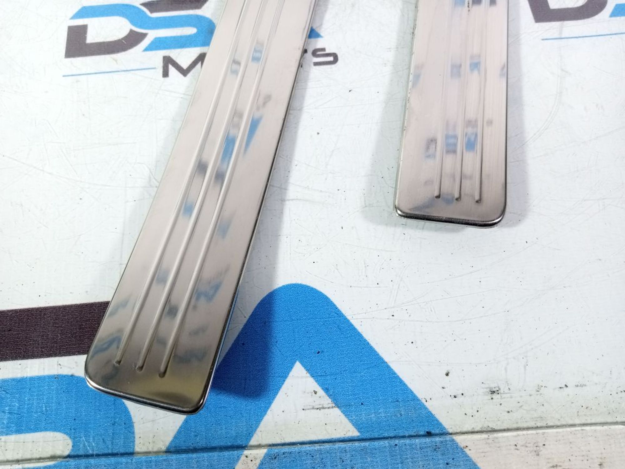 https://ycs.partsauto.market/partsauto-images/thmbs/userImages/b7628e092085f1f91467af1afb6e7630/part/6b08343c-681c-4a00-98fc-601aa46f08d2_1737017141540.jpg