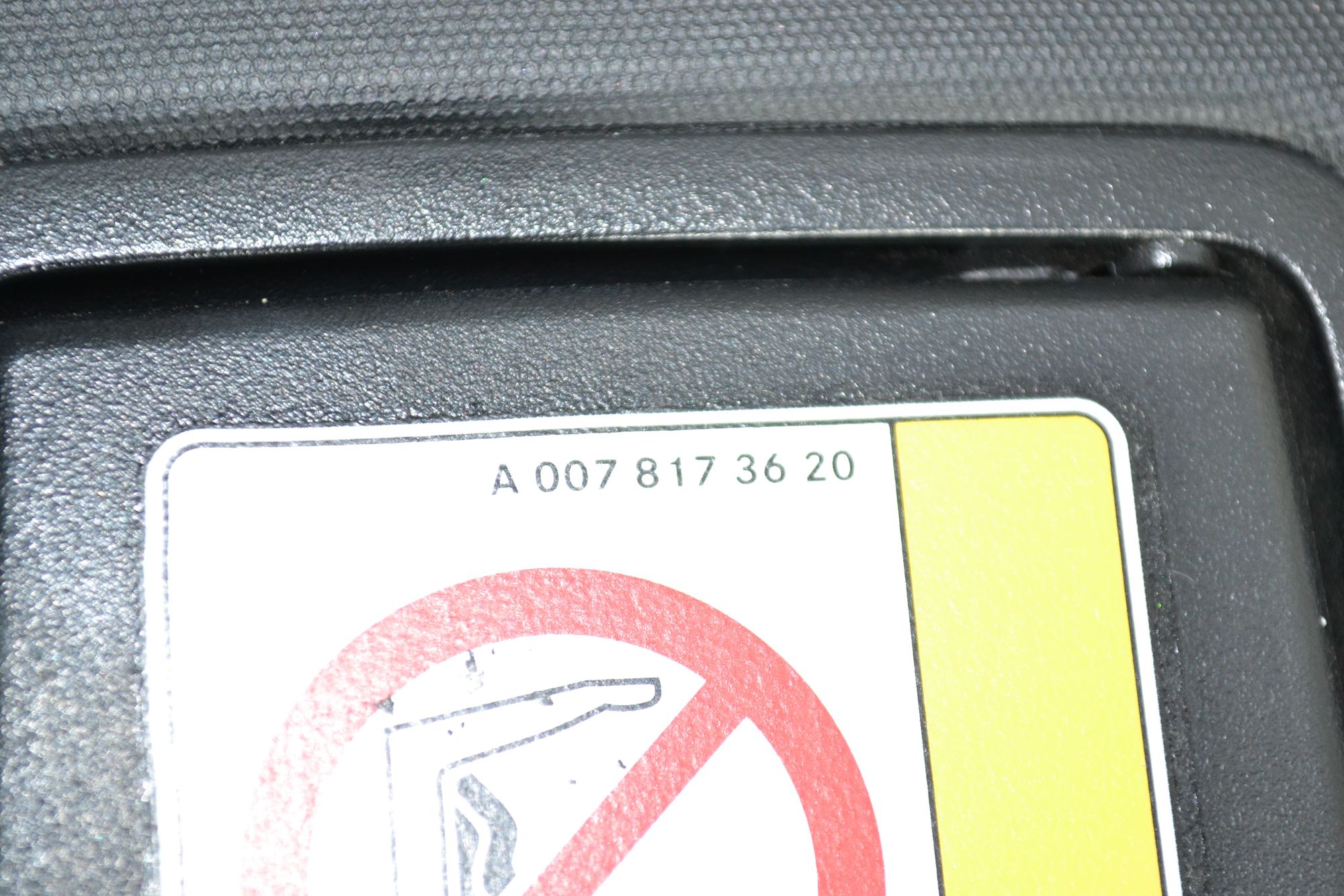 https://ycs.partsauto.market/partsauto-images/thmbs/userImages/b7628e092085f1f91467af1afb6e7630/part/6c4cc336-ab6e-4ce3-aa12-f85ad7777a63_1785767200803.jpg