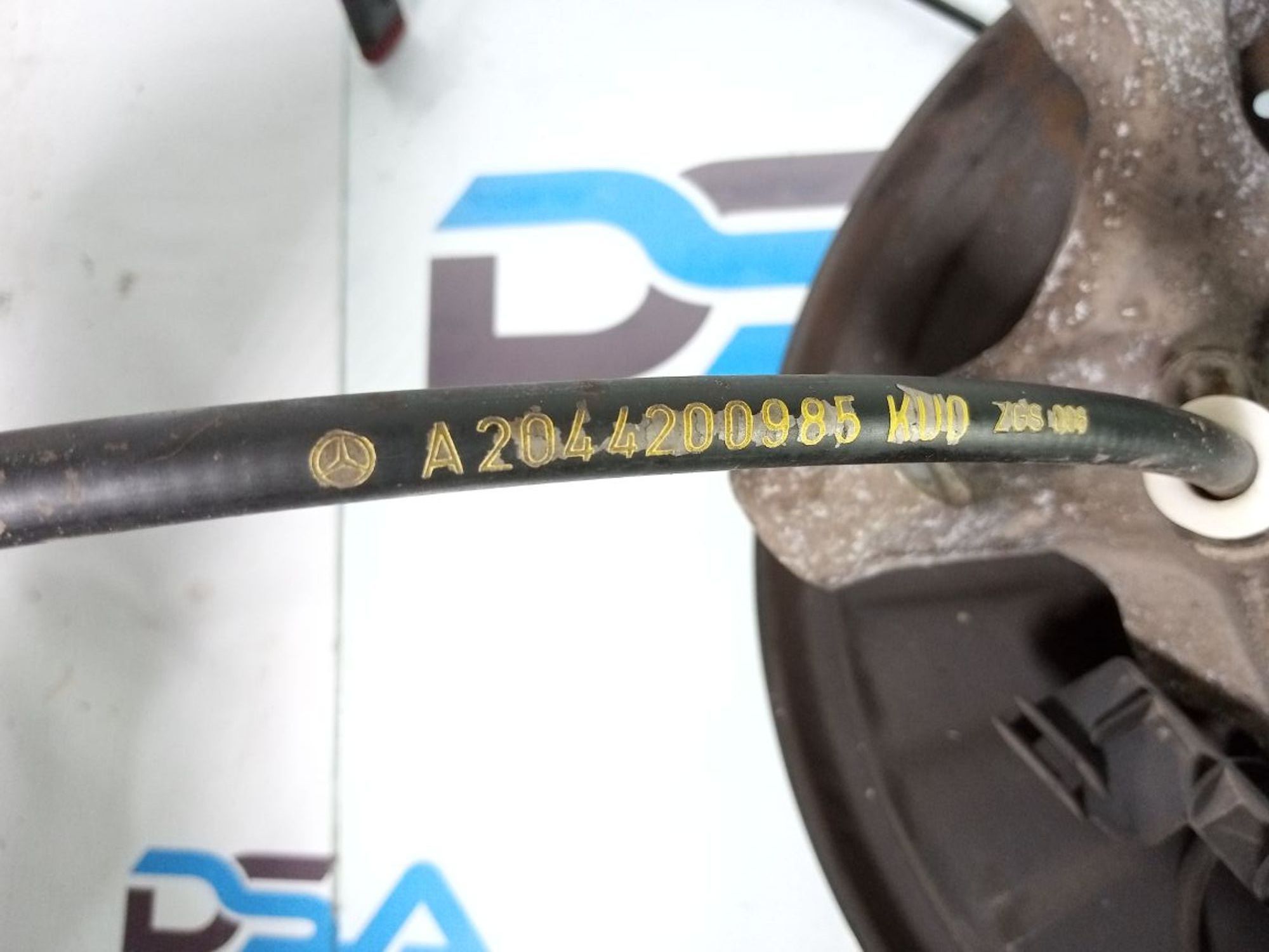 https://ycs.partsauto.market/partsauto-images/thmbs/userImages/b7628e092085f1f91467af1afb6e7630/part/6cc46ef6-a09c-4183-801a-a95ecfd28306_1735468454657.jpg