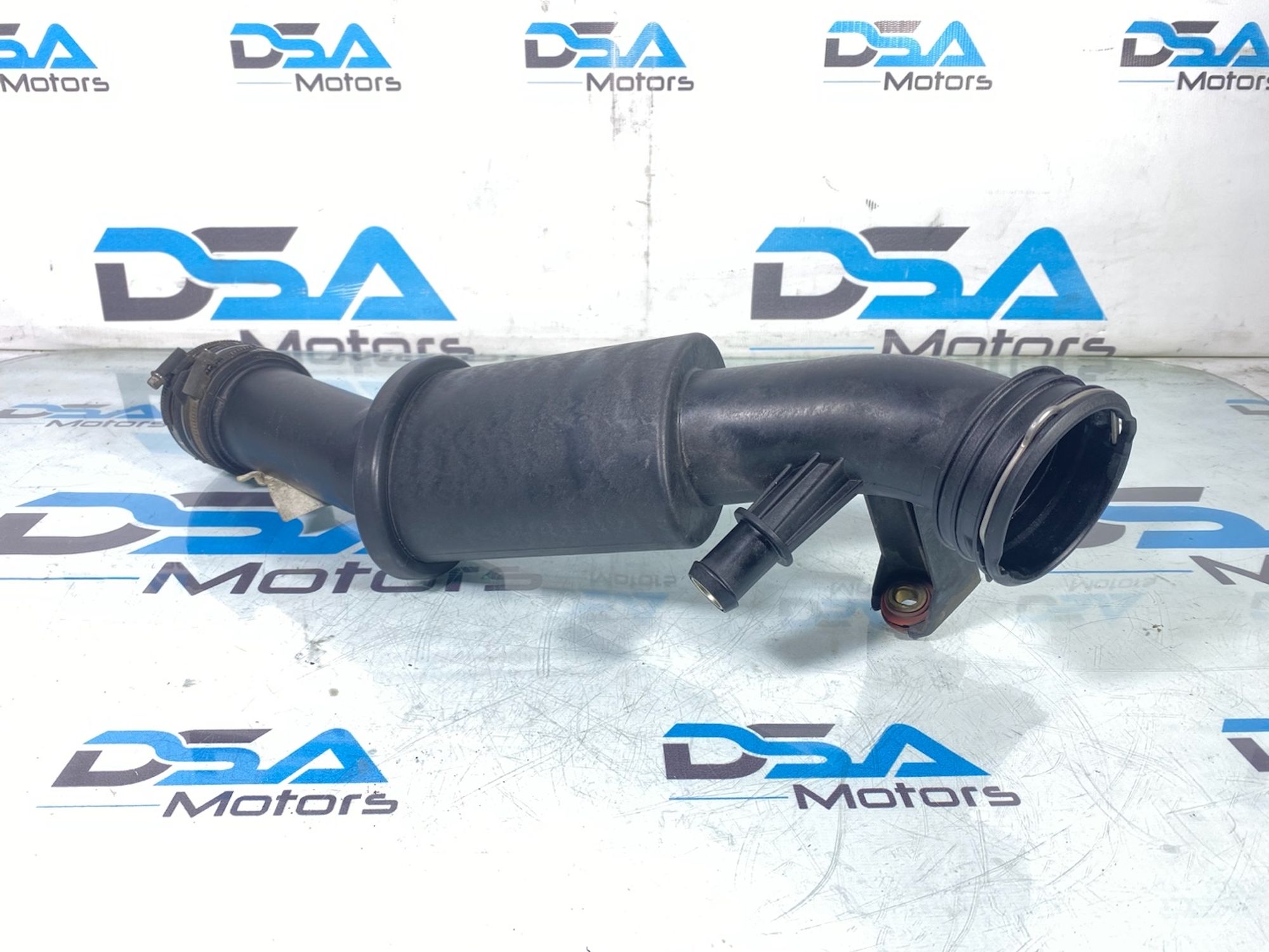 https://ycs.partsauto.market/partsauto-images/thmbs/userImages/b7628e092085f1f91467af1afb6e7630/part/6d07a4f3-663a-401f-ab5e-4340476962b3_1734687799118.jpg