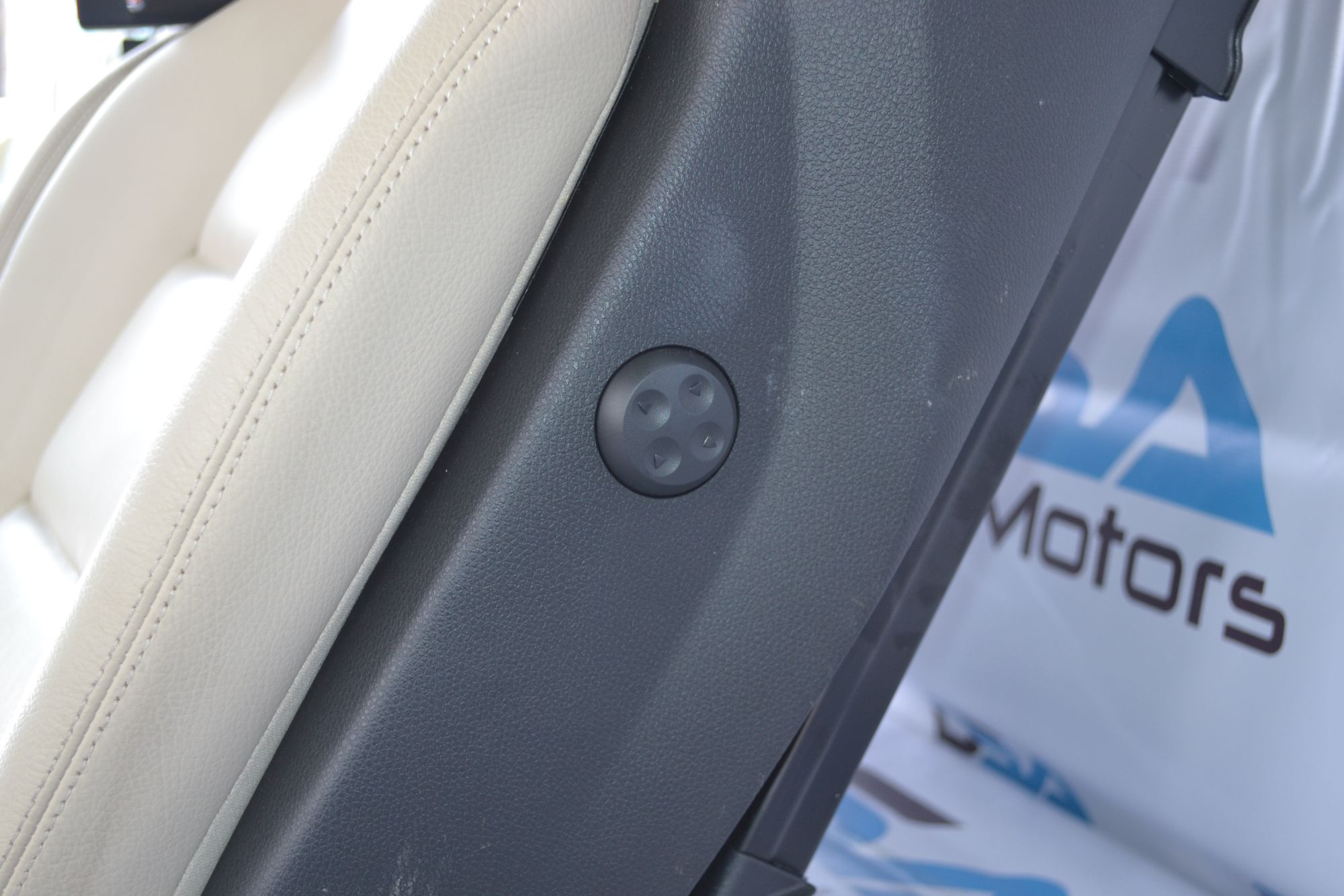 https://ycs.partsauto.market/partsauto-images/thmbs/userImages/b7628e092085f1f91467af1afb6e7630/part/6d592fa2-b72d-4390-9ed1-f900429d91fb_1777368606138.jpg