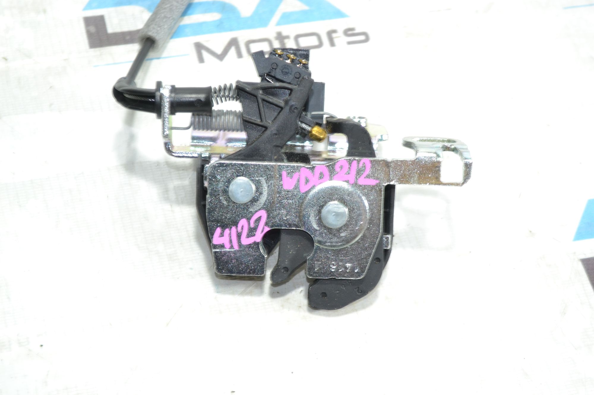 https://ycs.partsauto.market/partsauto-images/thmbs/userImages/b7628e092085f1f91467af1afb6e7630/part/6d71d9ef-973b-4e6b-b561-98522cf840c7_1780999769539.jpg