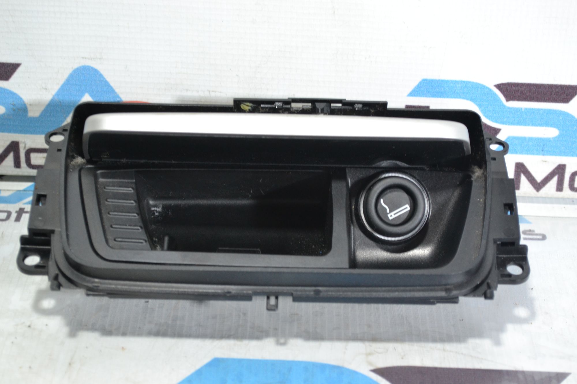 Пепельница оригинал BMW 3 E90/E91/E92/E93 из Японии, 1400 рублей, Кореновск