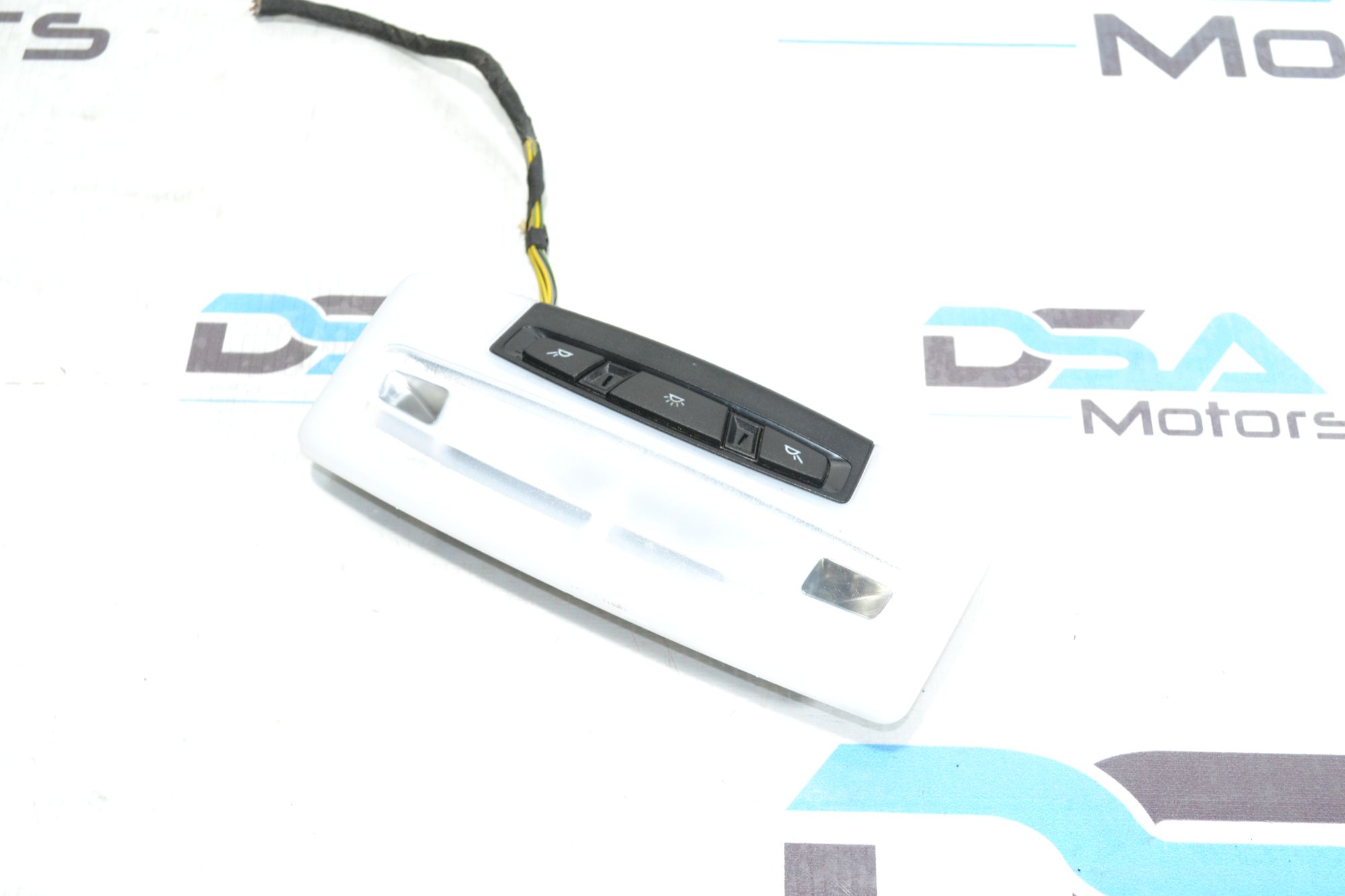 https://ycs.partsauto.market/partsauto-images/thmbs/userImages/b7628e092085f1f91467af1afb6e7630/part/6dbb7ad4-88e8-4b36-a123-a6362bbef4f7_1780381035335.jpg