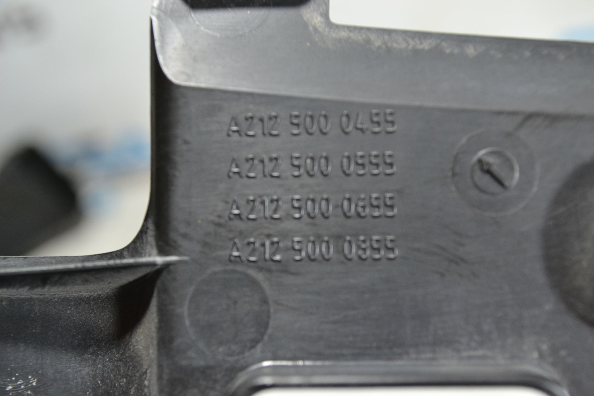 https://ycs.partsauto.market/partsauto-images/thmbs/userImages/b7628e092085f1f91467af1afb6e7630/part/6e5b72f0-d3c4-49c4-bb60-1291913f5e71_1779890888234.jpg