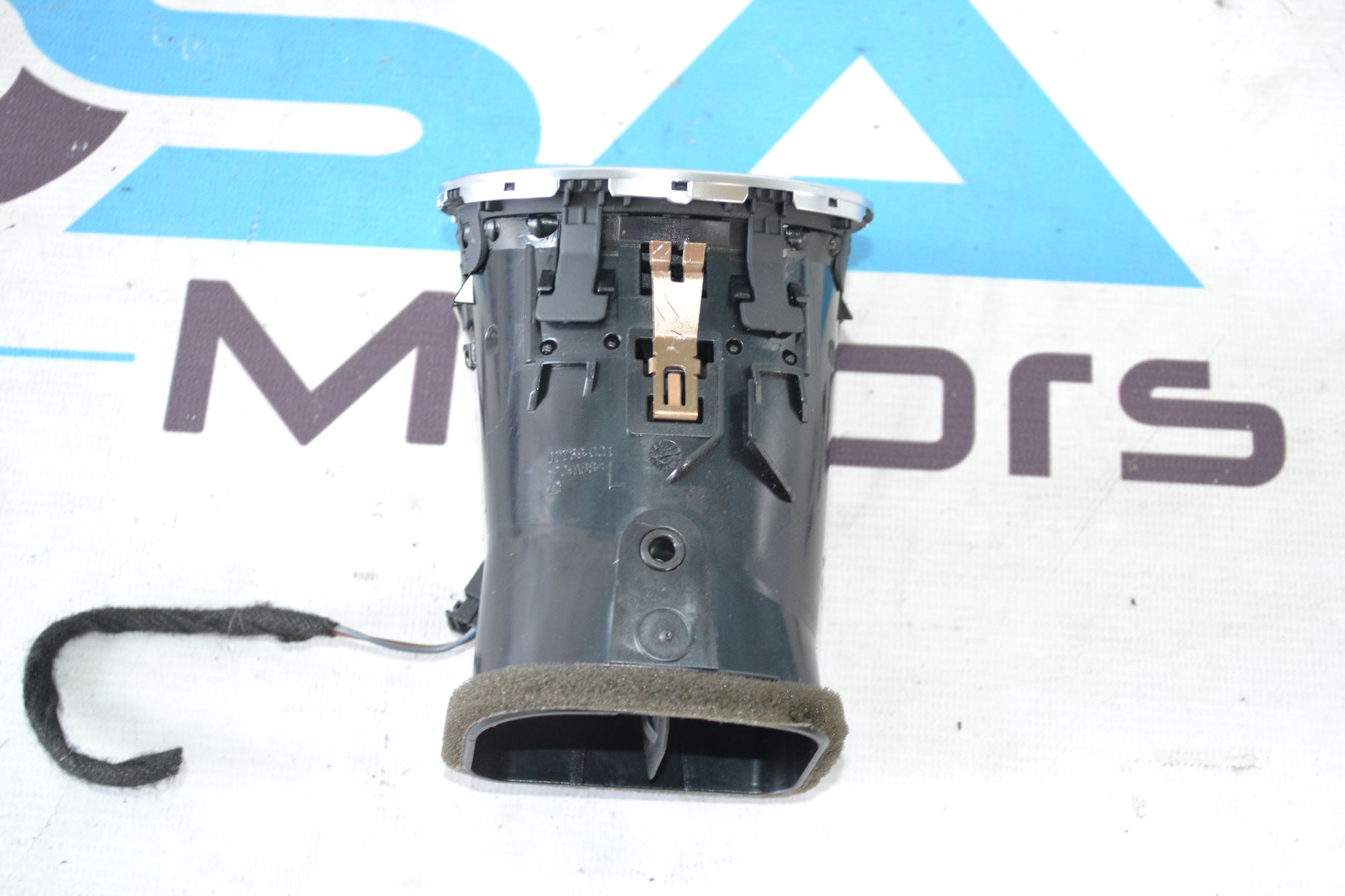 https://ycs.partsauto.market/partsauto-images/thmbs/userImages/b7628e092085f1f91467af1afb6e7630/part/6e7c31f7-9072-4c72-834e-9c3ec76c3de0_1785310025313.jpg