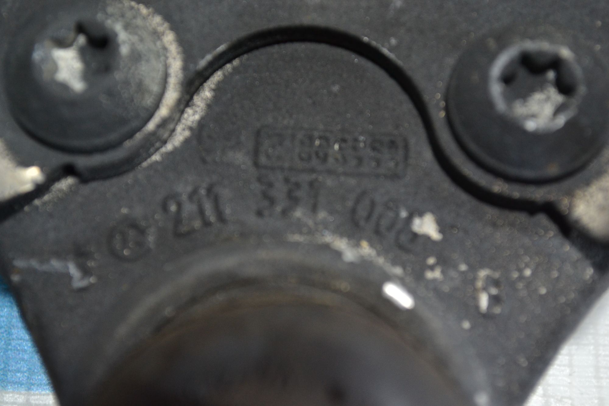 https://ycs.partsauto.market/partsauto-images/thmbs/userImages/b7628e092085f1f91467af1afb6e7630/part/6ebb2609-b6a5-4686-b501-51c40c62cbc6_1779350032155.jpg