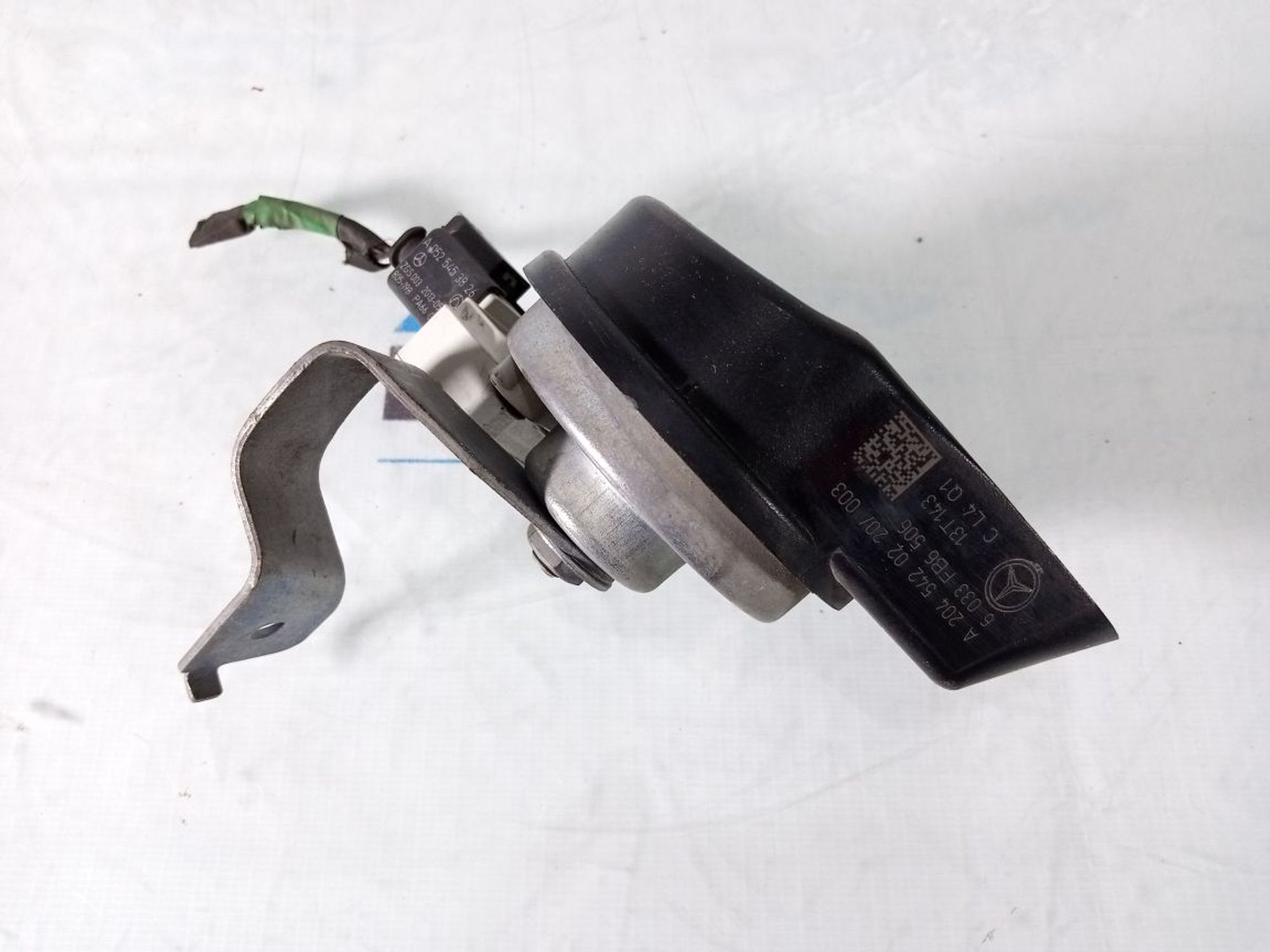 https://ycs.partsauto.market/partsauto-images/thmbs/userImages/b7628e092085f1f91467af1afb6e7630/part/6f4d48ef-f7c9-4cbf-bf81-d159bae9f2f5_1733649046884.jpg